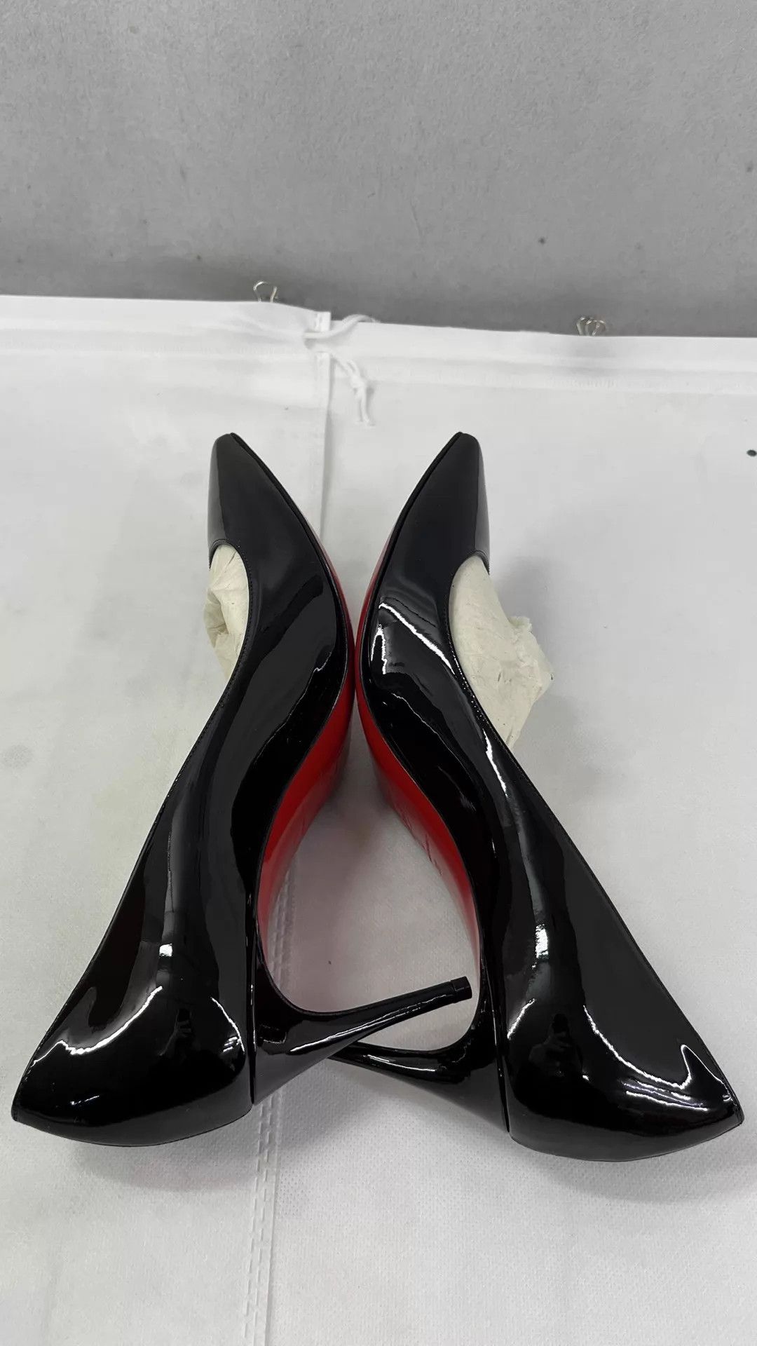 Christian Louboutin CL Red Sole Pump EU 38 with box Size US 7.5 / IT 37.5 - 3 Thumbnail