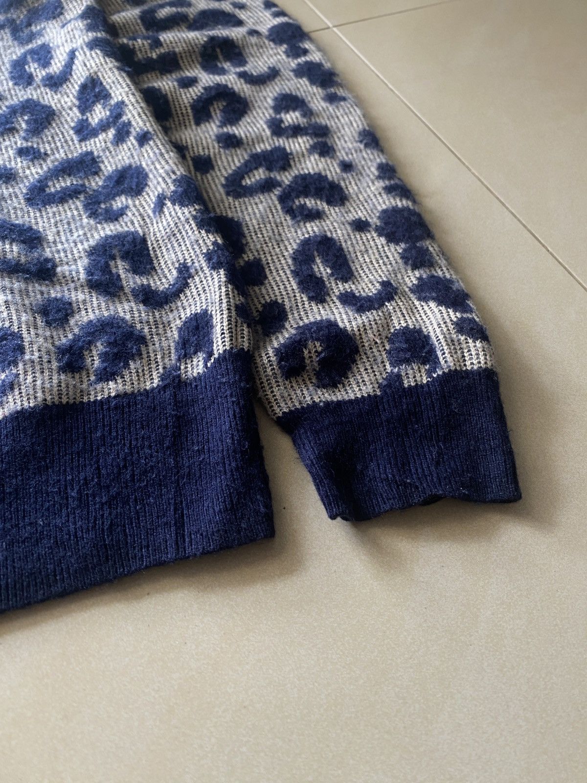 Acne Studios Acne Studios Leopard Knit Sweater Size US S / EU 44-46 / 1 - 3 Thumbnail