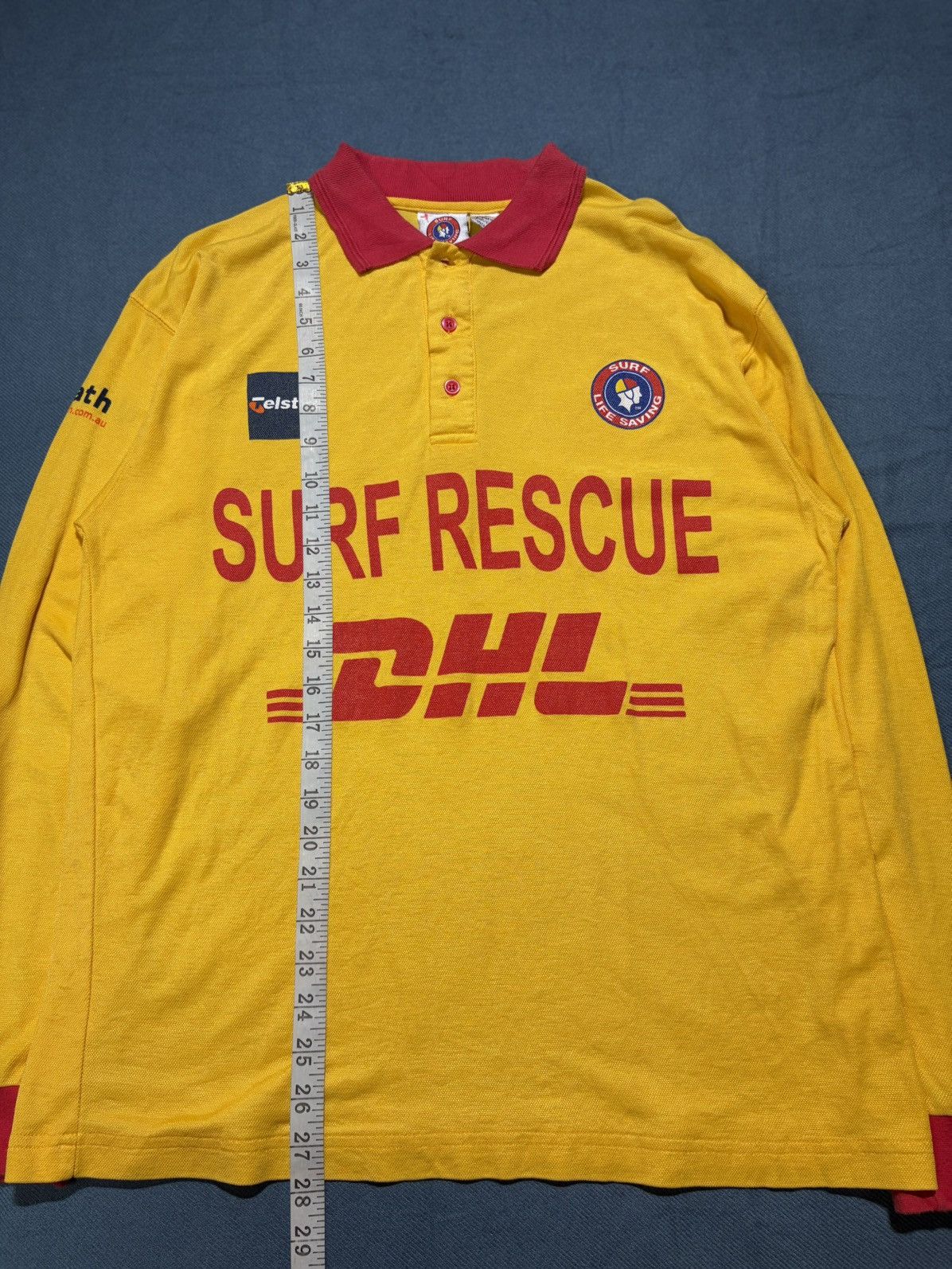 Vintage DHL Surf Rescue long-sleeved Surf Life Saving Australia Size US M / EU 48-50 / 2 - 5 Thumbnail