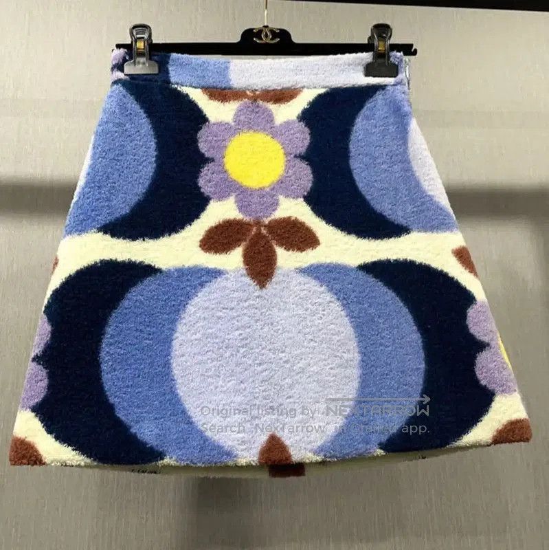 Miu Miu Miu Miu Colorful Short Skirt for Women . Size 27" / US 4 / IT 40 - 3 Thumbnail