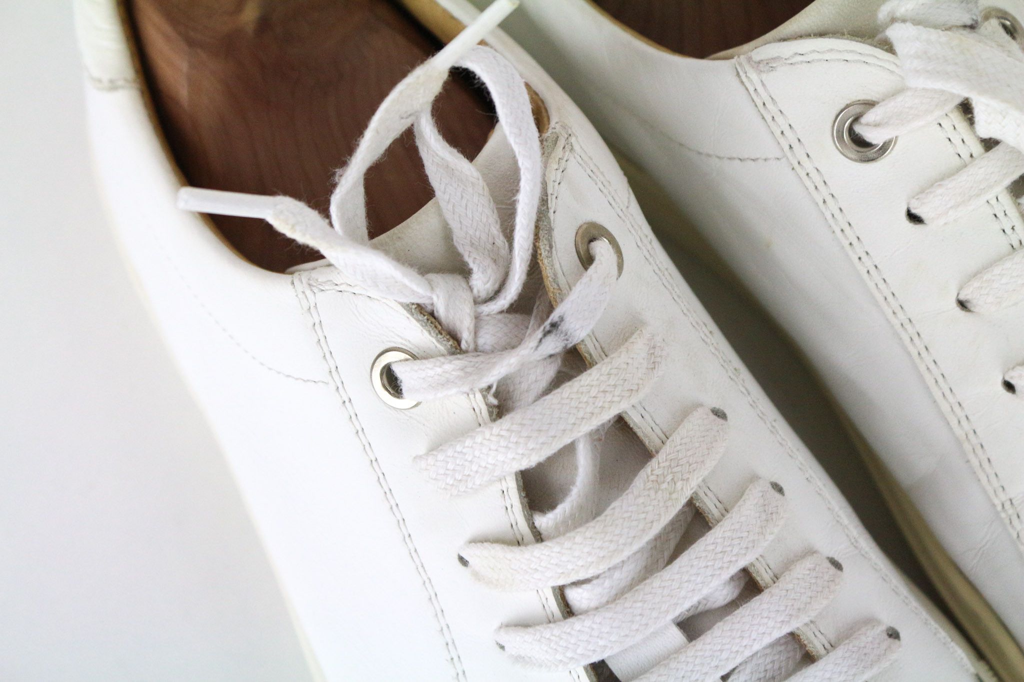 Suitsupply EU39 White Leather Laced Casual Sneakers 73135 Size US 6 / EU 39 - 8 Thumbnail