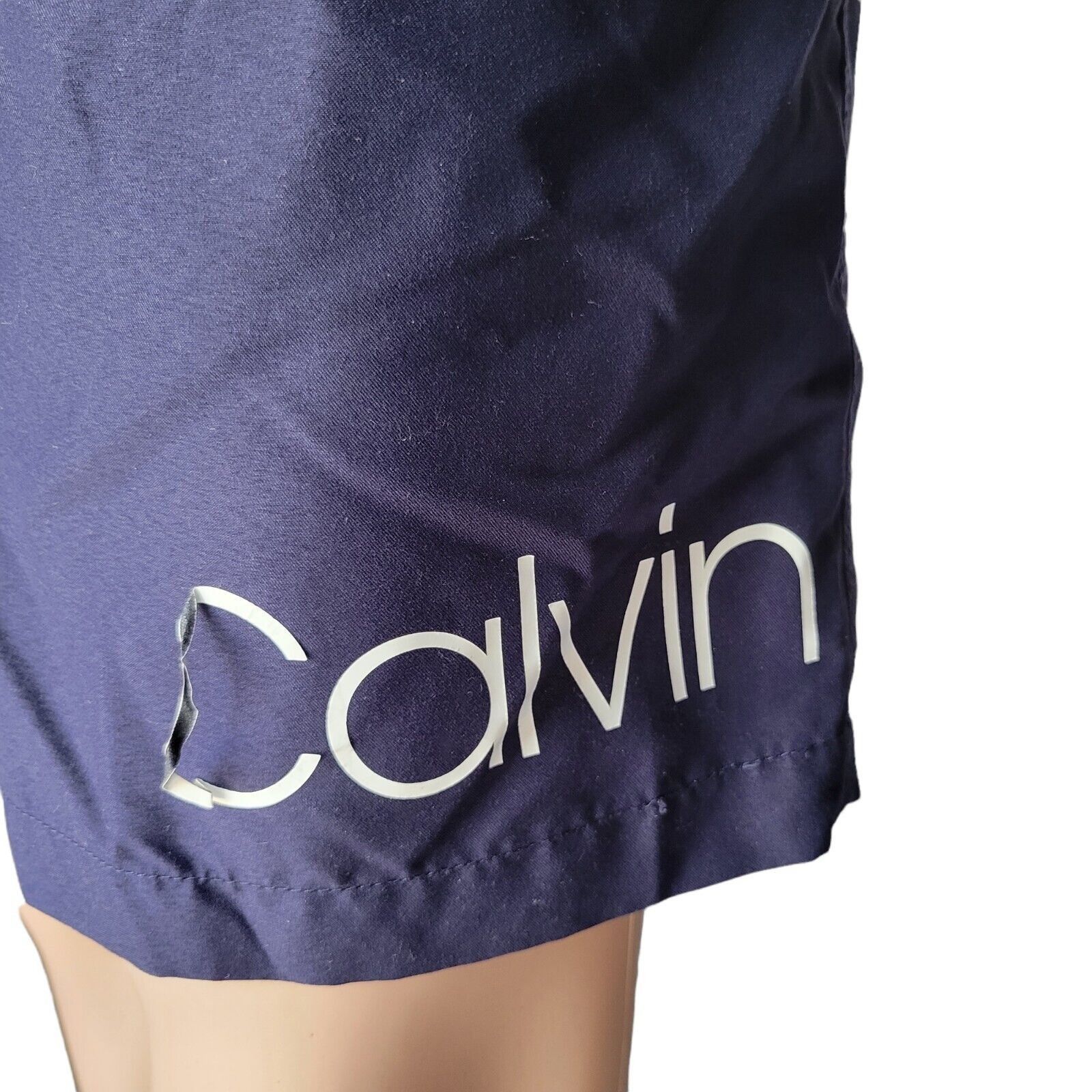 Calvin Klein Men's Calvin Klein Swimwear. Size Small Size US 30 / EU 46 - 2 Thumbnail