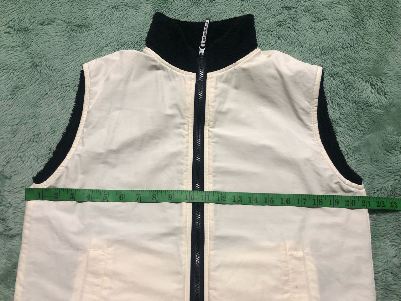 Balenciaga 90s BALENCIAGA SPORT RIVESIBLE VEST SHERPA / NYLON Size US M / EU 48-50 / 2 - 23 Thumbnail
