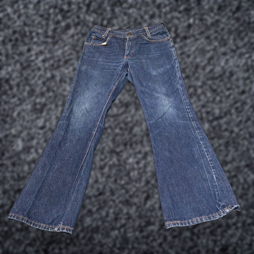 Vintage Big Smith Jeans Mens 31x28 Blue Denim All Day Comfort Outdoor Casual Bootcut Leg Jeans Size US 31 - 1 Thumbnail