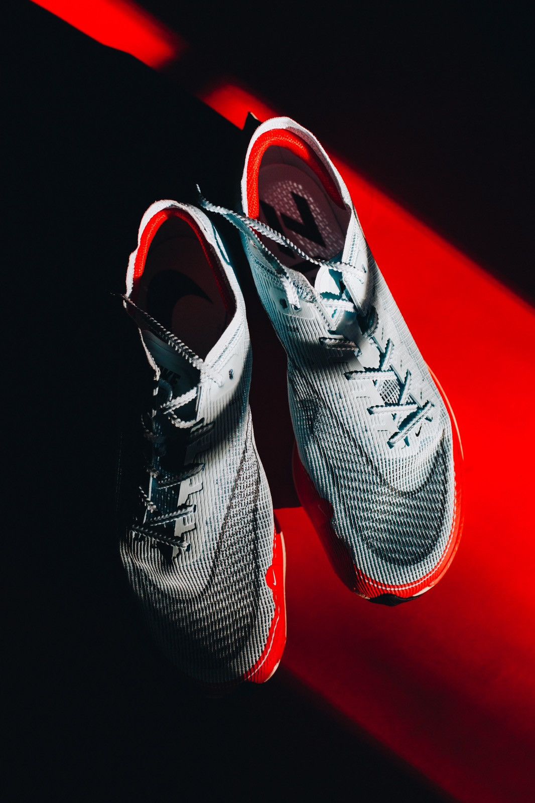 Nike Nike ZoomX Vaporfly Next 2 Size US 10 / EU 43 - 1 Thumbnail