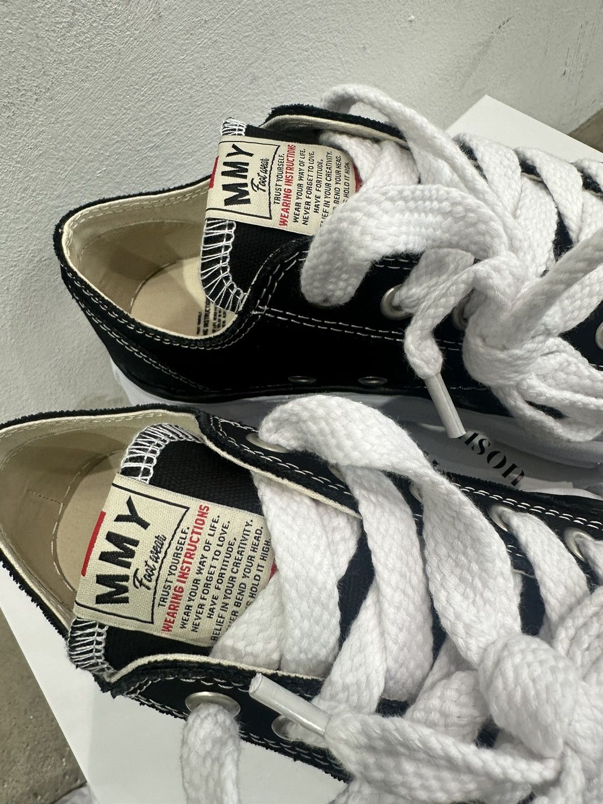 Maison MIHARA YASUHIRO MAISON MIHARA YASUHIRO - Peterson Low Black Sneakers Size US 6 / EU 39 - 9 Thumbnail