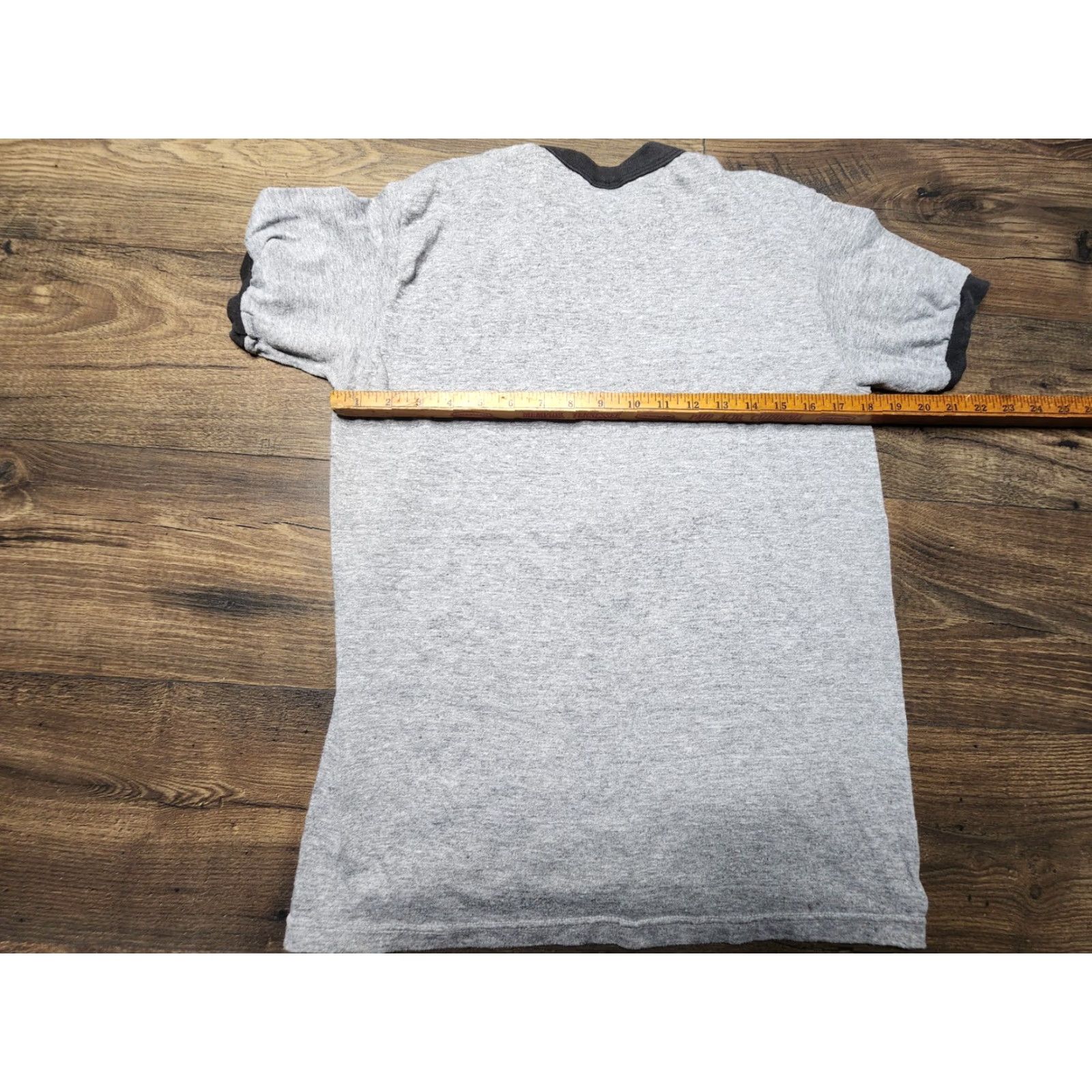 Vintage Rare Vintage WearGuard Antarctica Ringer T Shirt Mens L Graphic Tee 80s Nautical Animals Nature Gray Confident? Size US L / EU 52-54 / 3 - 3 Thumbnail