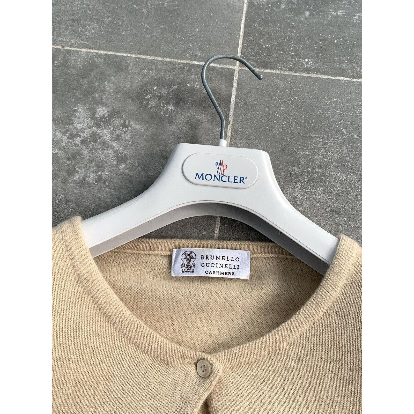 Brunello Cucinelli Women's BRUNELLO CUCINELLI CASHMERE Cardigan Sweater SZ S-M Size M / US 6-8 / IT 42-44 - 4 Thumbnail