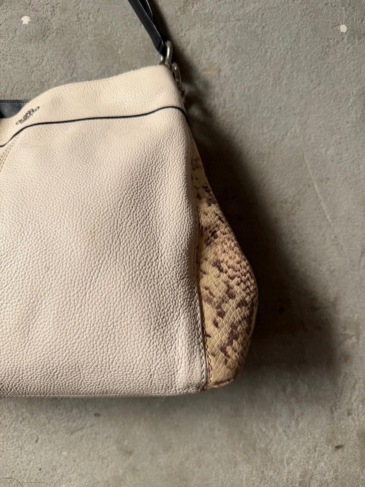 Coach Coach Lexy Snakeskin Embossed Shoulder Bag Ivory Size ONE SIZE - 4 Thumbnail
