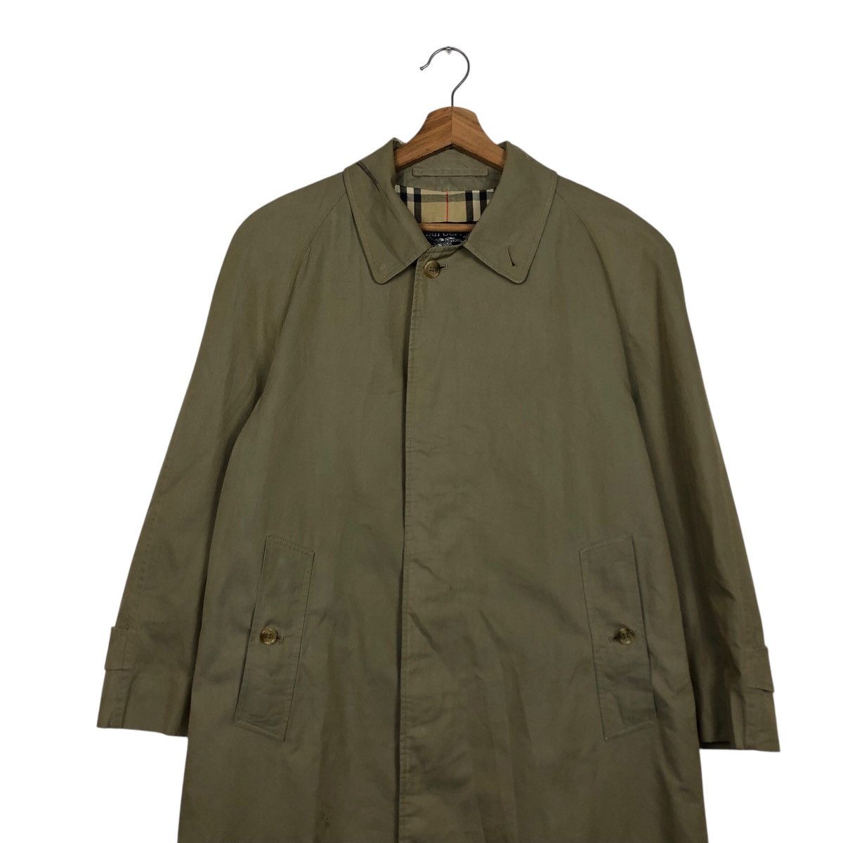 Burberry 📌Vintage Trench Coat Burberrys Made in England Nova Check Size US M / EU 48-50 / 2 - 4 Thumbnail