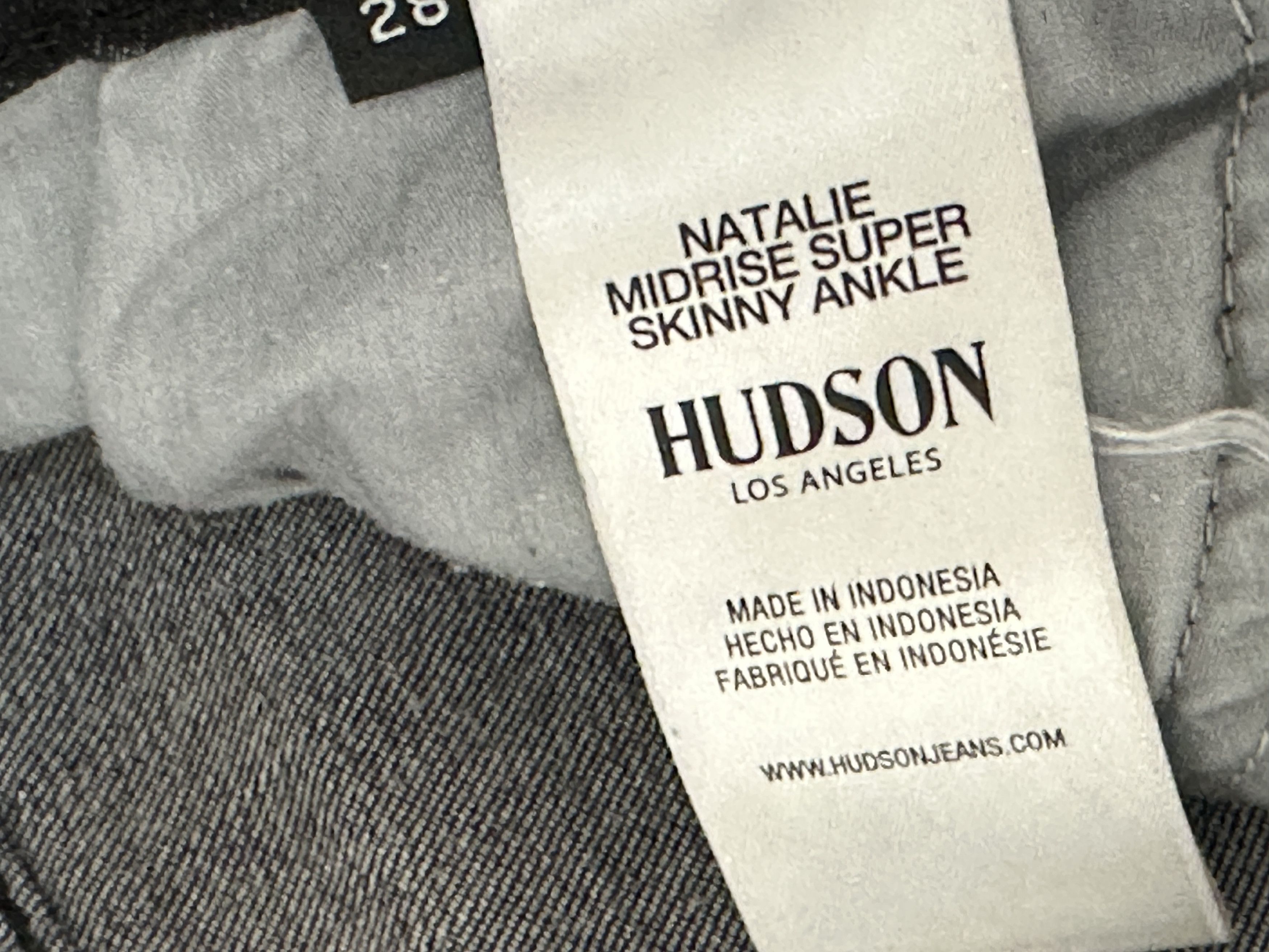 Hudson Hudson Natalie Mid Rise Black Super Skinny Ankle Jeans Size 28" / US 6 / IT 42 - 3 Thumbnail