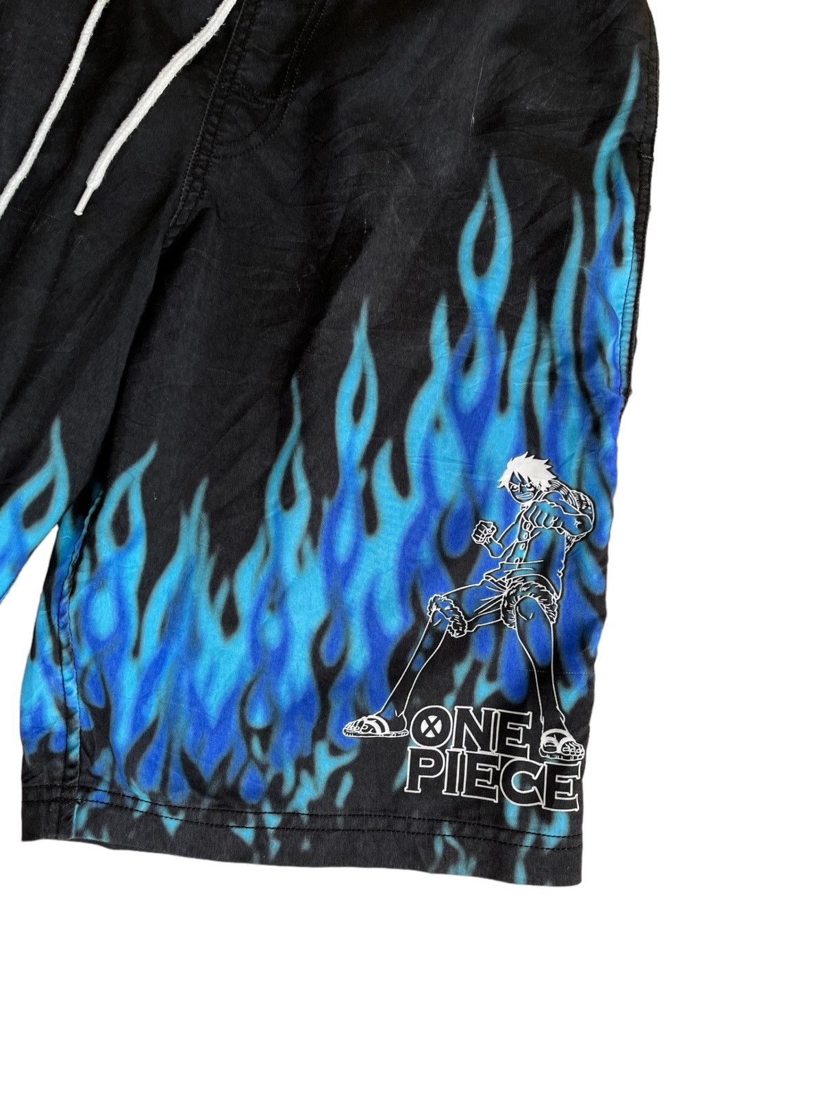 One Piece One Piece Blue Flame Shorts Size US 31 - 2 Thumbnail
