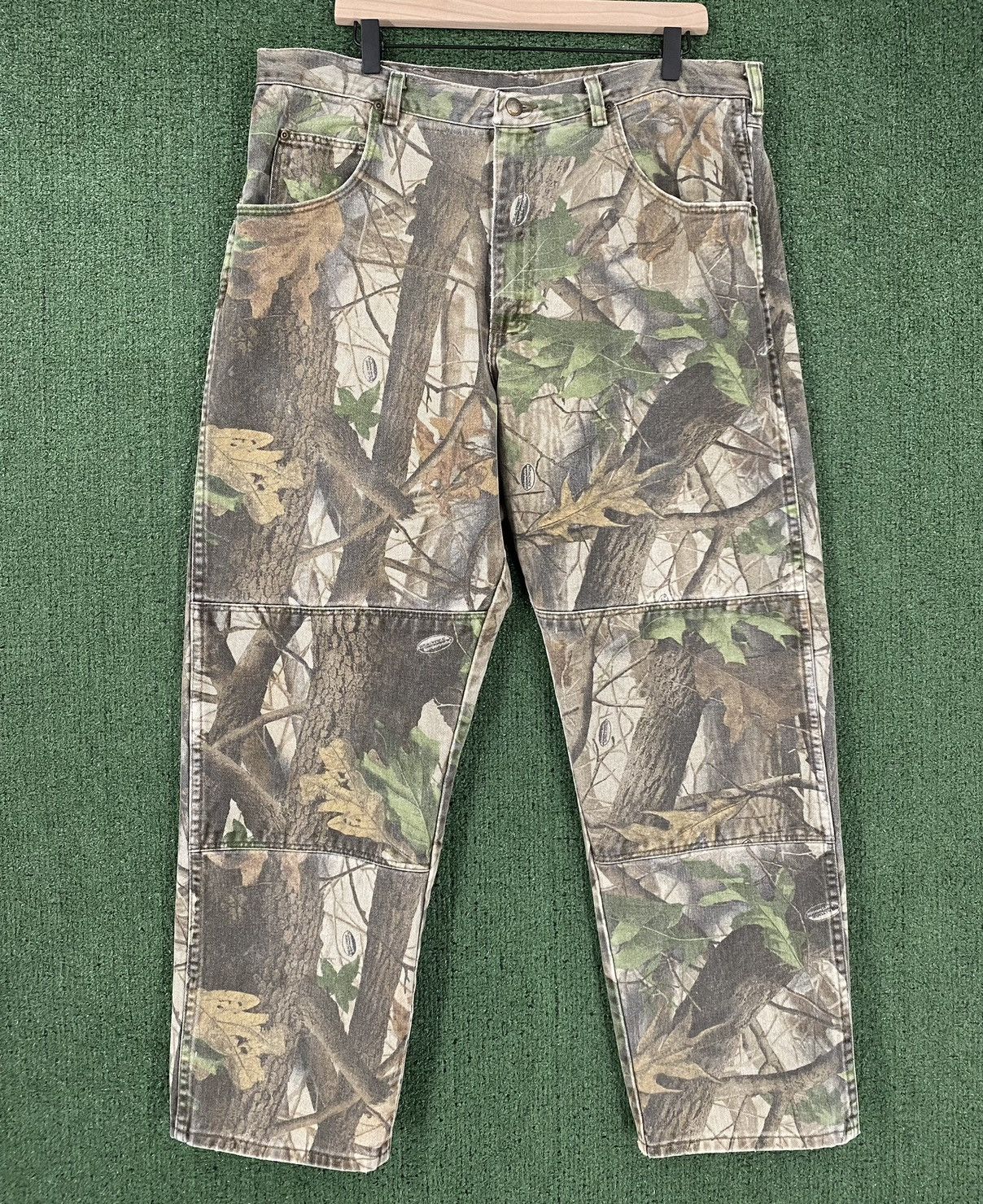 Wrangler VTG 90’s Wrangler Hardwoods Camo Double Knee Jeans 37 Size US 37 - 1 Thumbnail