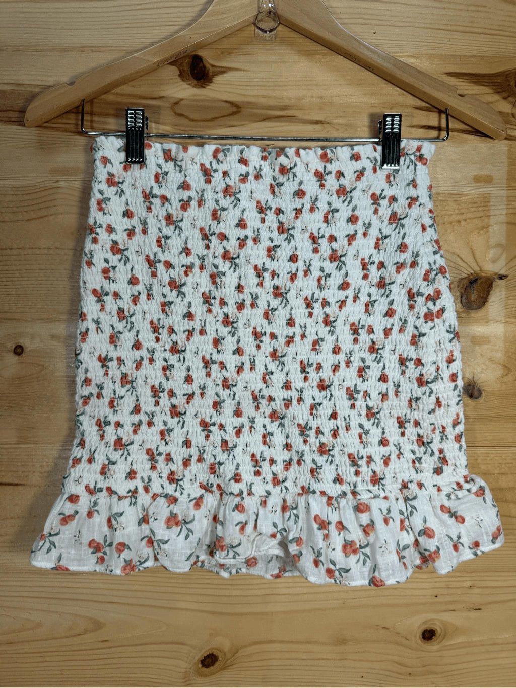 Abercrombie & Fitch Abercrombie & Fitch Women's Small White Floral Peach Skirt Size 28" / US 6 / IT 42 - 1 Thumbnail