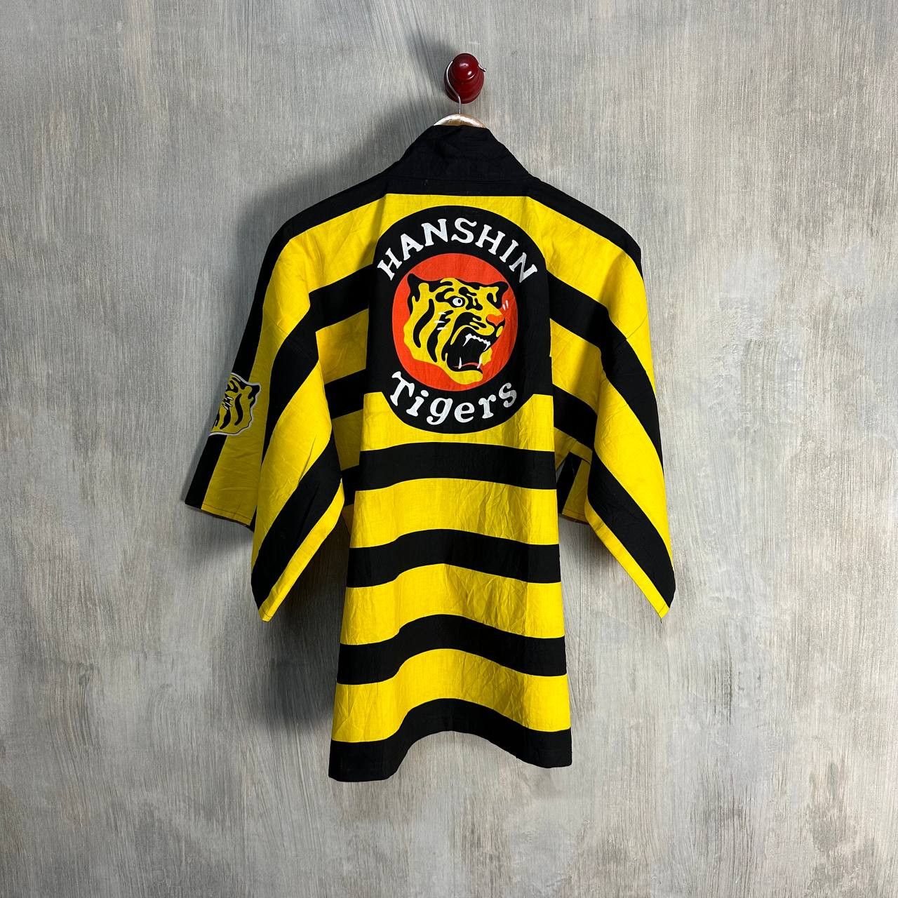 image of Vintage Hanshin Tigers Sanjuro Kimono Style Big Logo Jacket in Black/Yellow, Men's (Size XL)