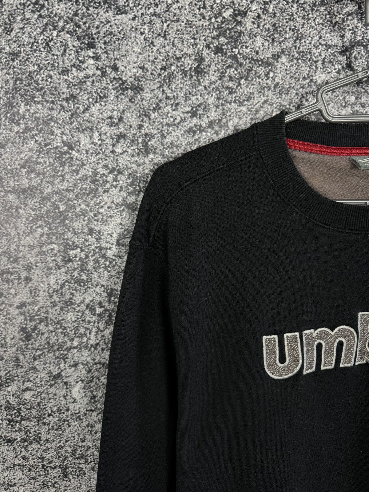 Umbro UMBRO Essentials Vintage Crewneck Sweatshirt Big Logo Size M Size US M / EU 48-50 / 2 - 3 Thumbnail