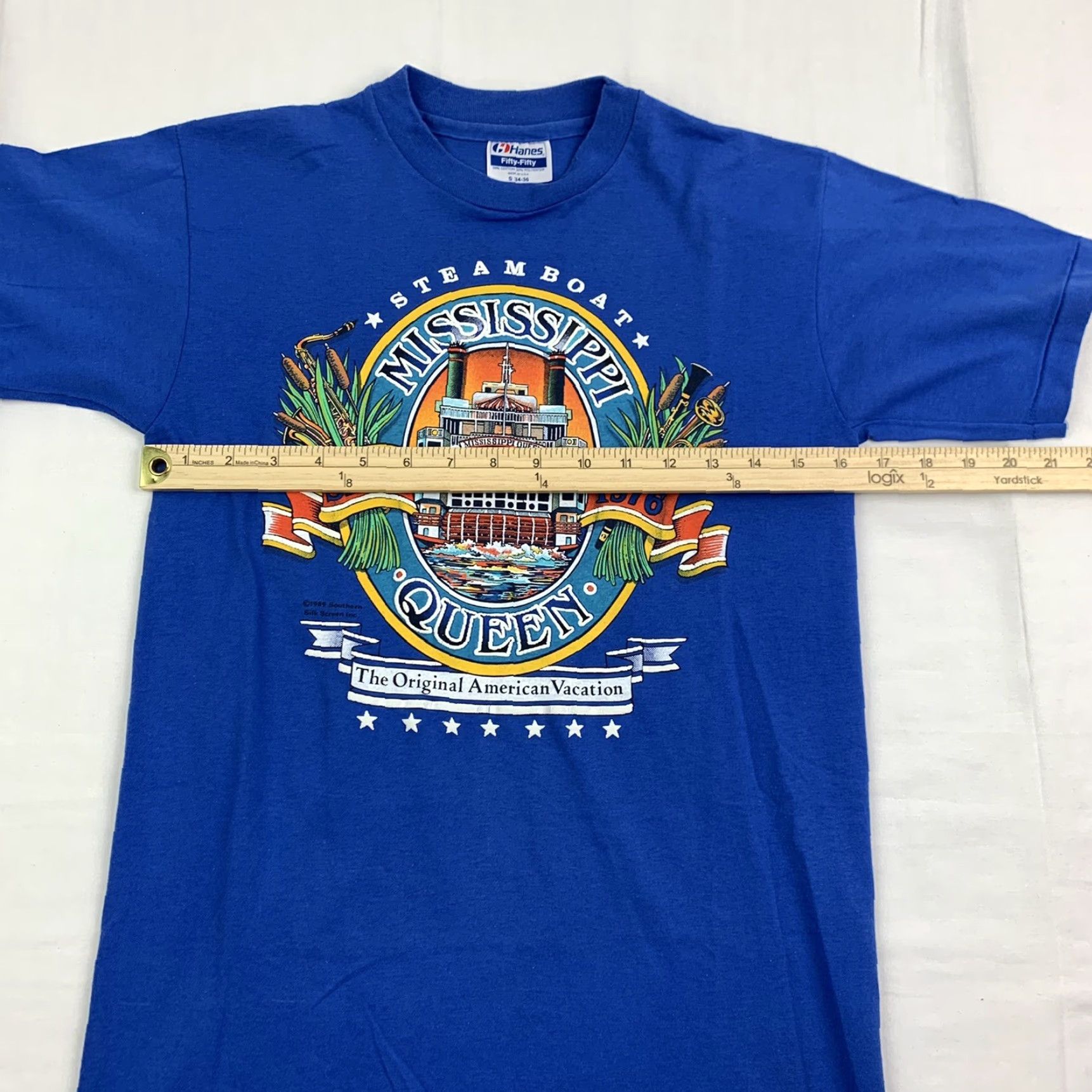 Hanes VINTAGE Mississippi Steamboat T Shirt Men Adult Small Blue 1989 80s Made in USA Hanes Crew Neck Short Sleeve T-Shirt USA 80s 90s Size US S / EU 44-46 / 1 - 7 Thumbnail