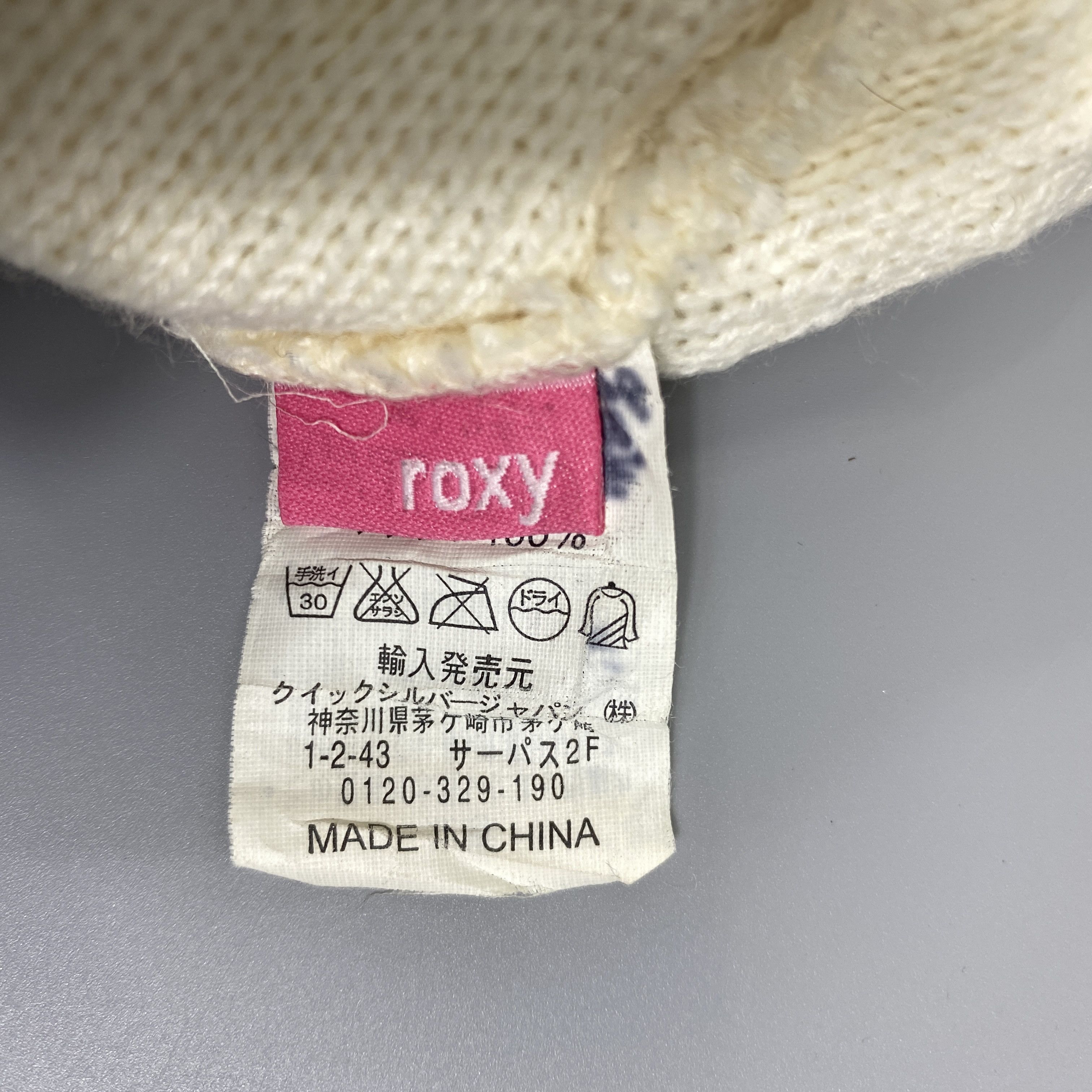 Japanese Brand Roxy Snow Cap Beanie Hat With Pom Pom -BN842 Size ONE SIZE - 6 Thumbnail