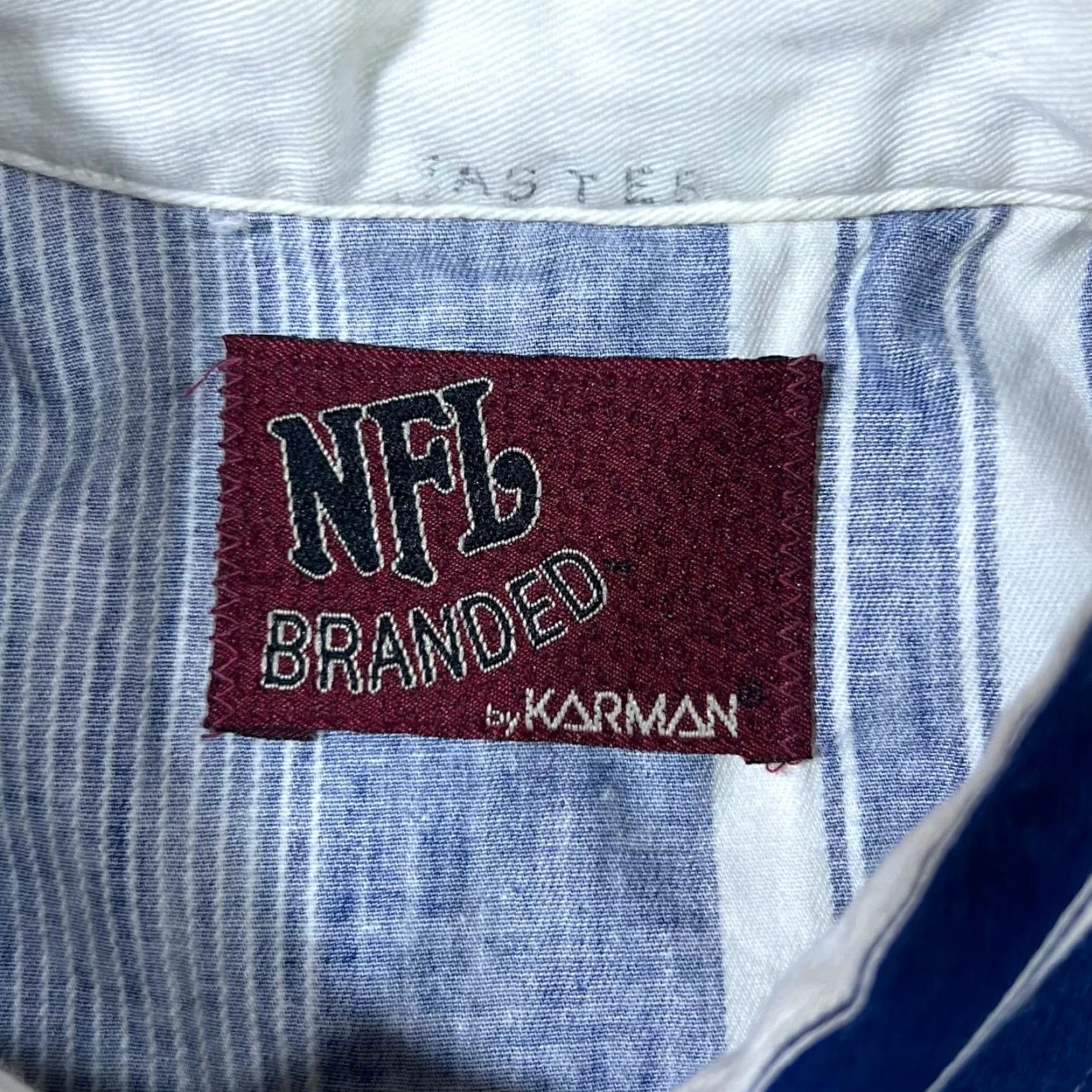 NFL VINTAGE NFL By Karman Buffalo Bills Striped Short Sleeve Button-Down Shirt L XL Men Blue White/Navy/Blue Striped 90s Size US L / EU 52-54 / 3 - 4 Thumbnail
