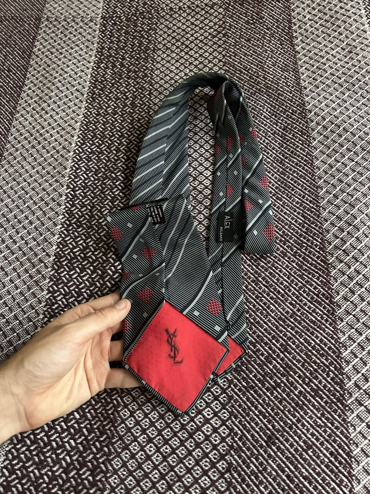 Yves Saint Laurent YvesSaintLaurent Paris Silk Tie 100% Seta Rare Solid Unisex Size ONE SIZE - 6 Thumbnail