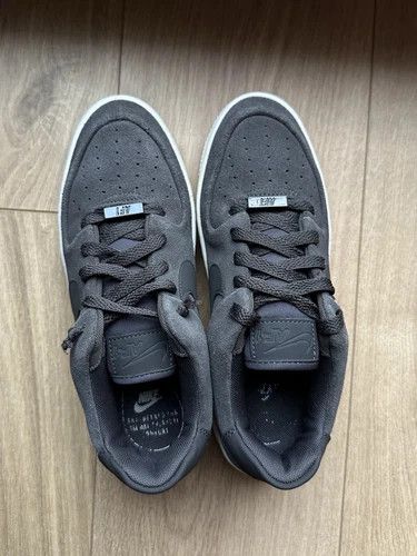 Nike Nike Air Force 1 Sage Low Night Women's Gray Suede Shoes Size US 8 / EU 41 - 4 Thumbnail
