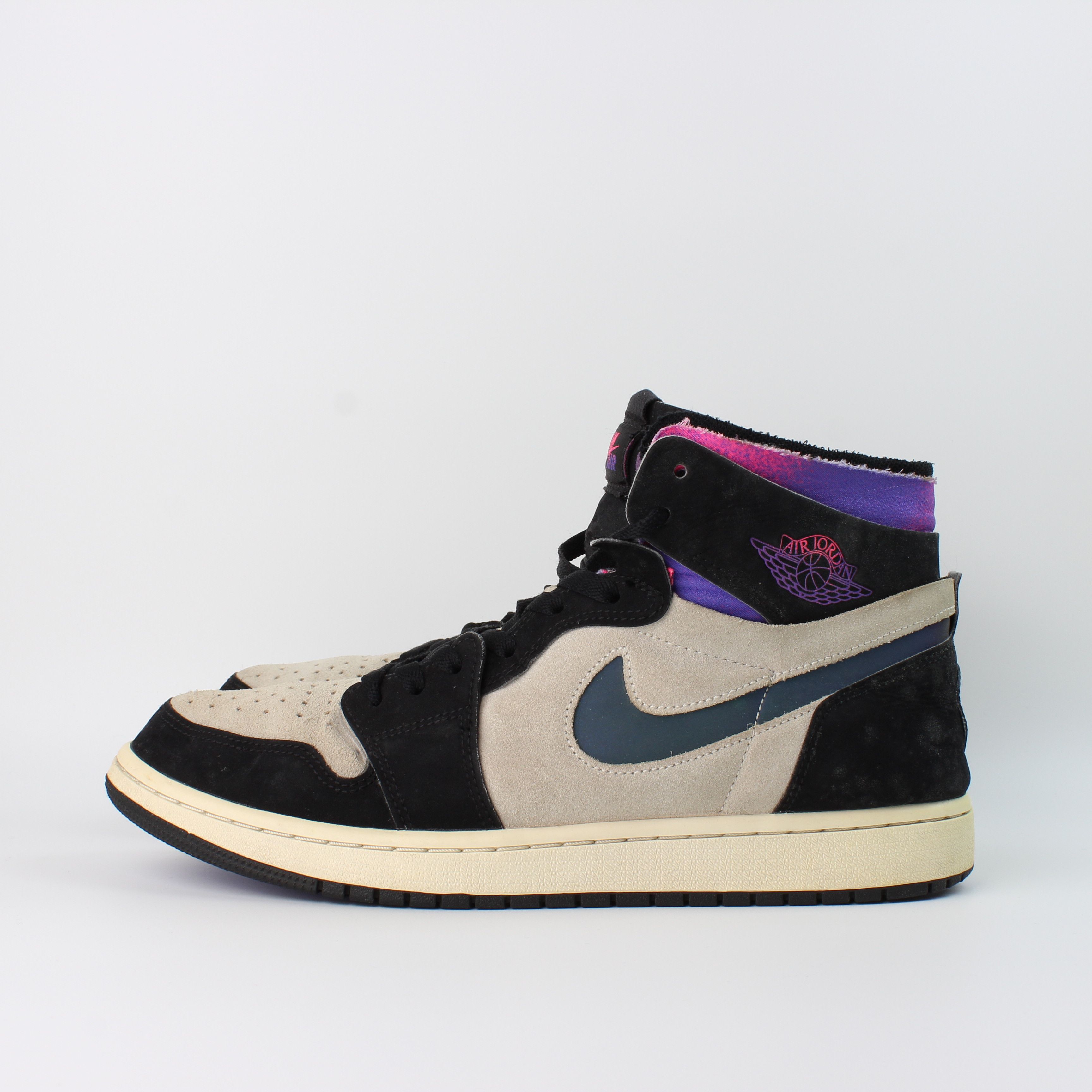 Nike Jordan 1 x Paris Saint-Germain Zoom Air CMFT DB3610-105 Size US 11 / EU 44 - 1 Thumbnail