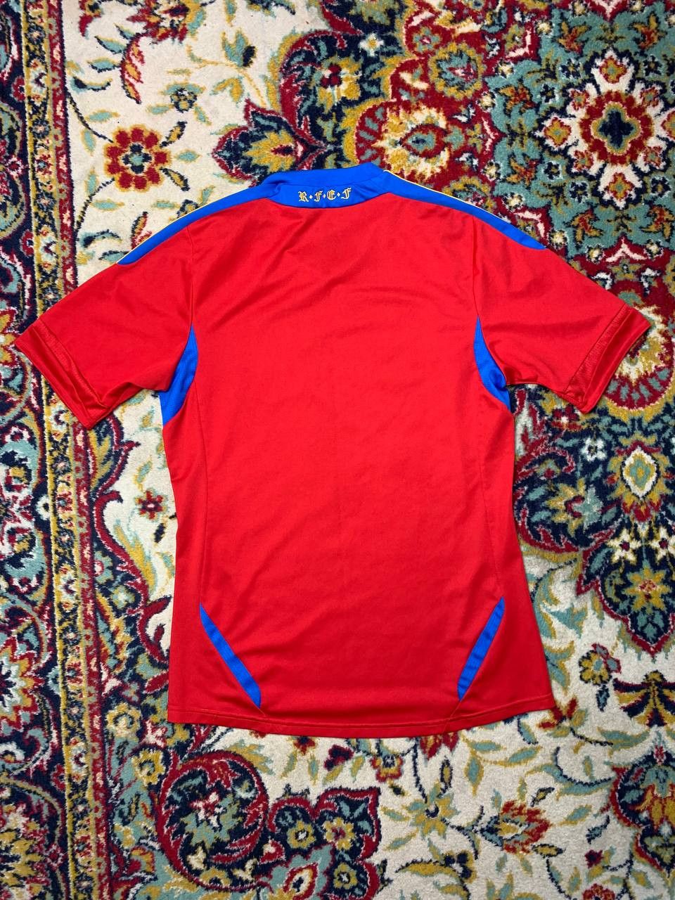 Adidas Spain Team Jersey Home football shirt 2011 - 2012 Adidas Size US S / EU 44-46 / 1 - 3 Thumbnail