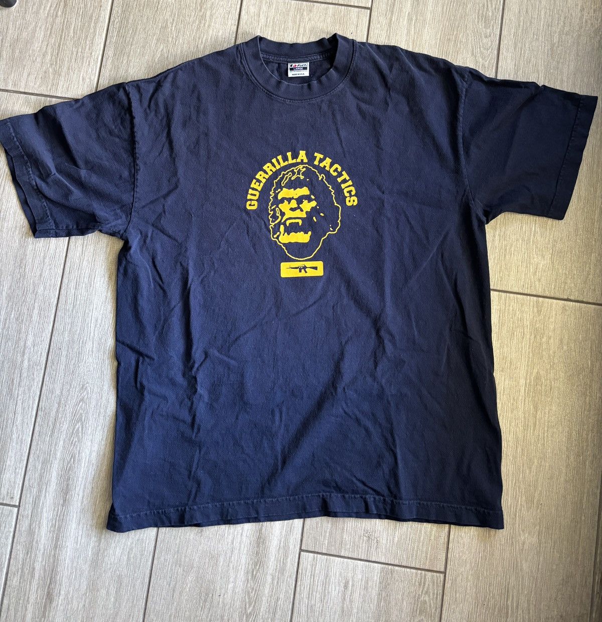FUCT Fuct guerrilla tatics Tee Size US L / EU 52-54 / 3 - 1 Thumbnail