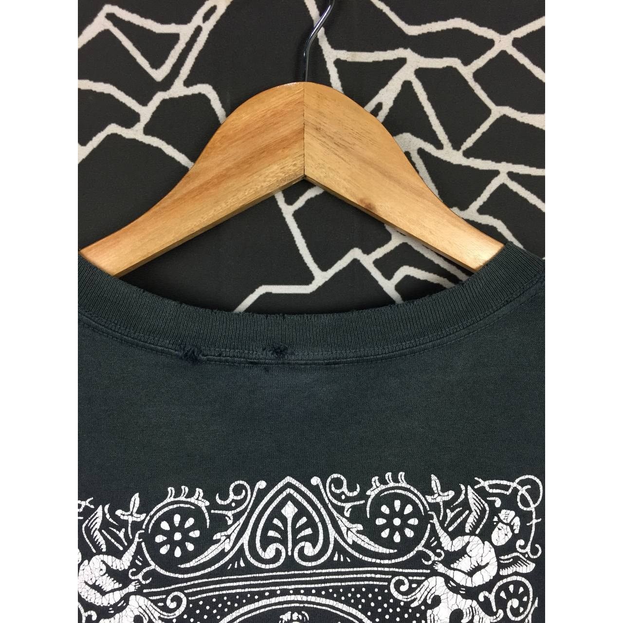 Bicycle Vtg Distressed Bicycle Playing Cards Company Logo Tee Size US M / EU 48-50 / 2 - 3 Thumbnail