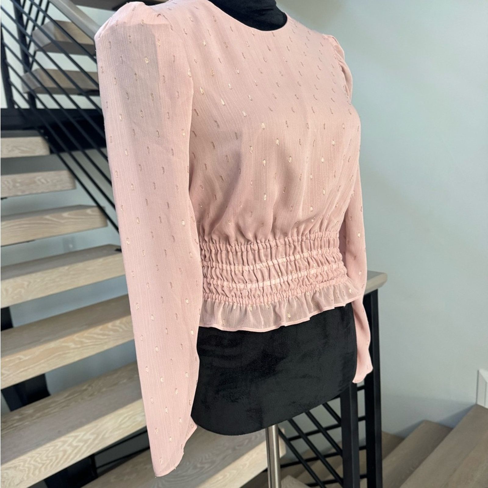 Other New Chic Blush Women's Blouse with Ruched Waist size XS Size XS / US 0-2 / IT 36-38 - 5 Thumbnail