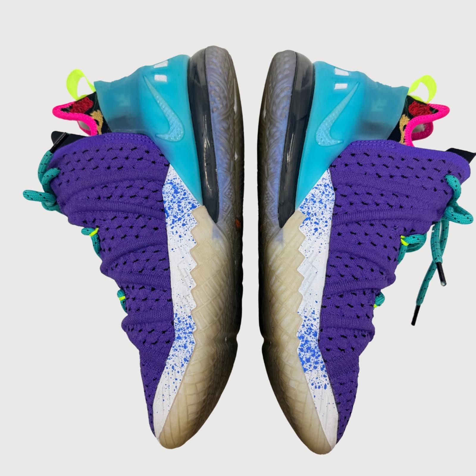 Nike Nike LeBron 18 Best of 10-18 Sneakers Purple Aqua 8 Size US 8 / EU 41 - 6 Thumbnail