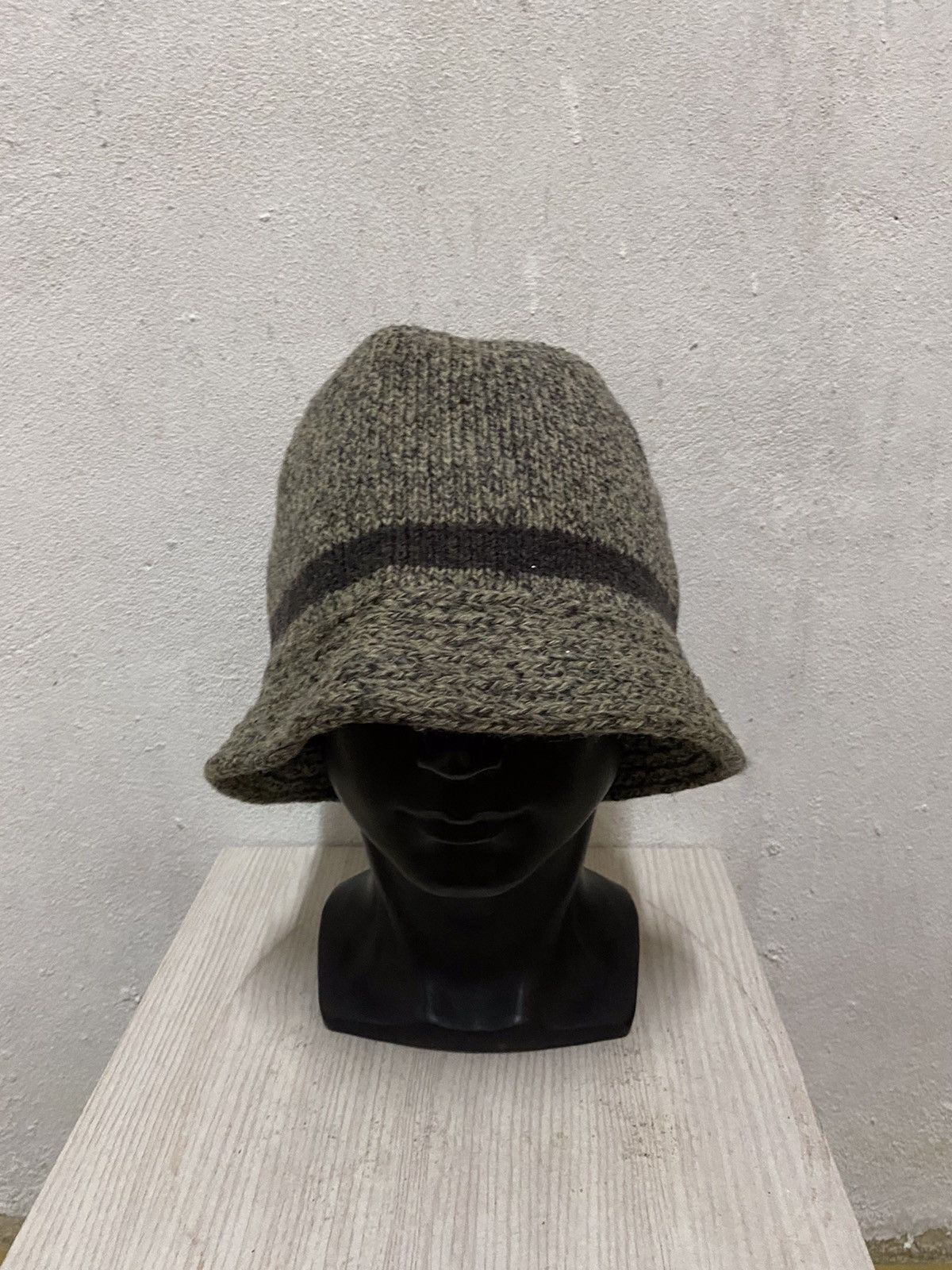 Japanese Brand Japanese Brand Plain Bucket Hat Size ONE SIZE - 2 Thumbnail