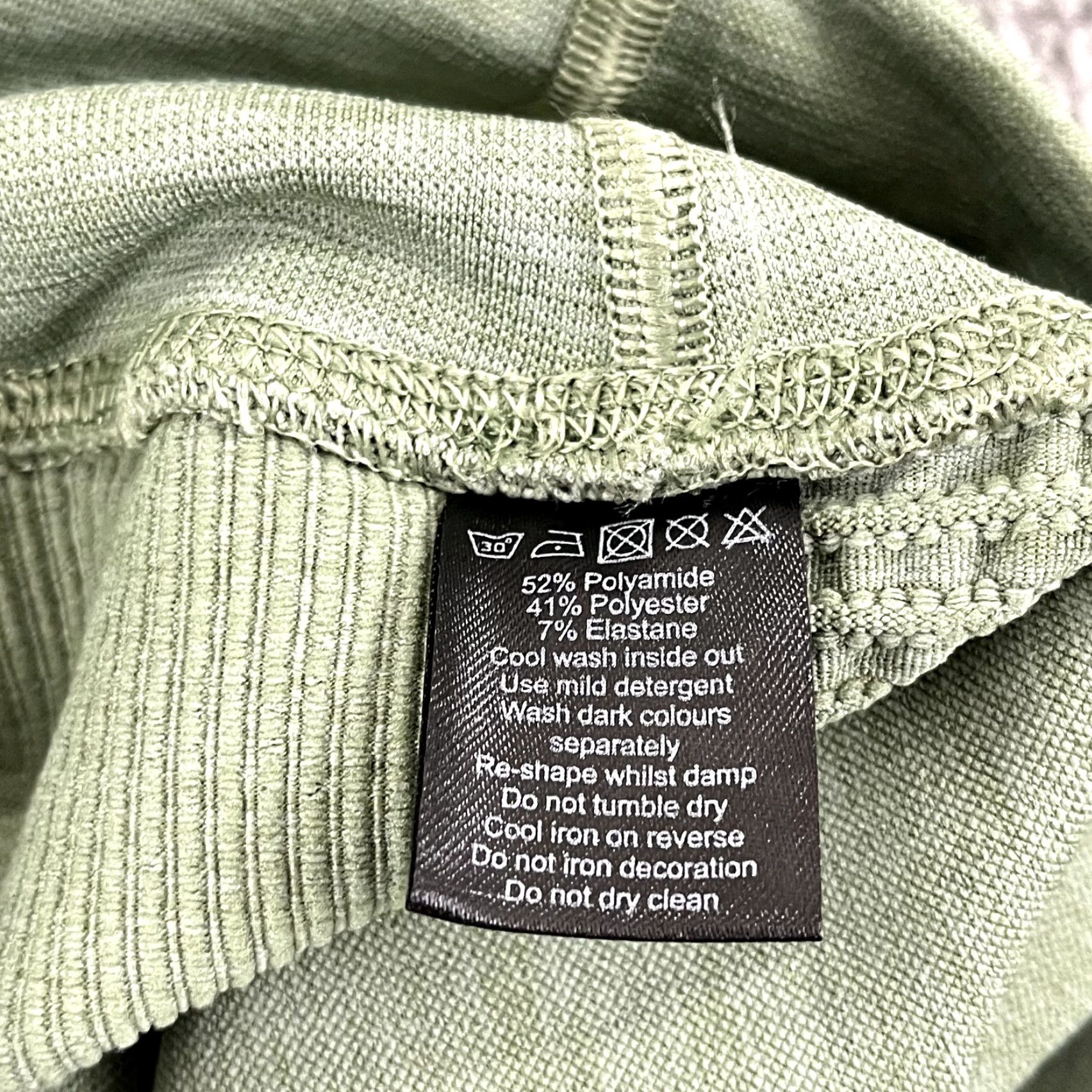 Vintage ALPHALETE Leggings Large Green Ankle Lightweight Workout Pants Womens Size 36" / US 14 / IT 50 - 7 Thumbnail