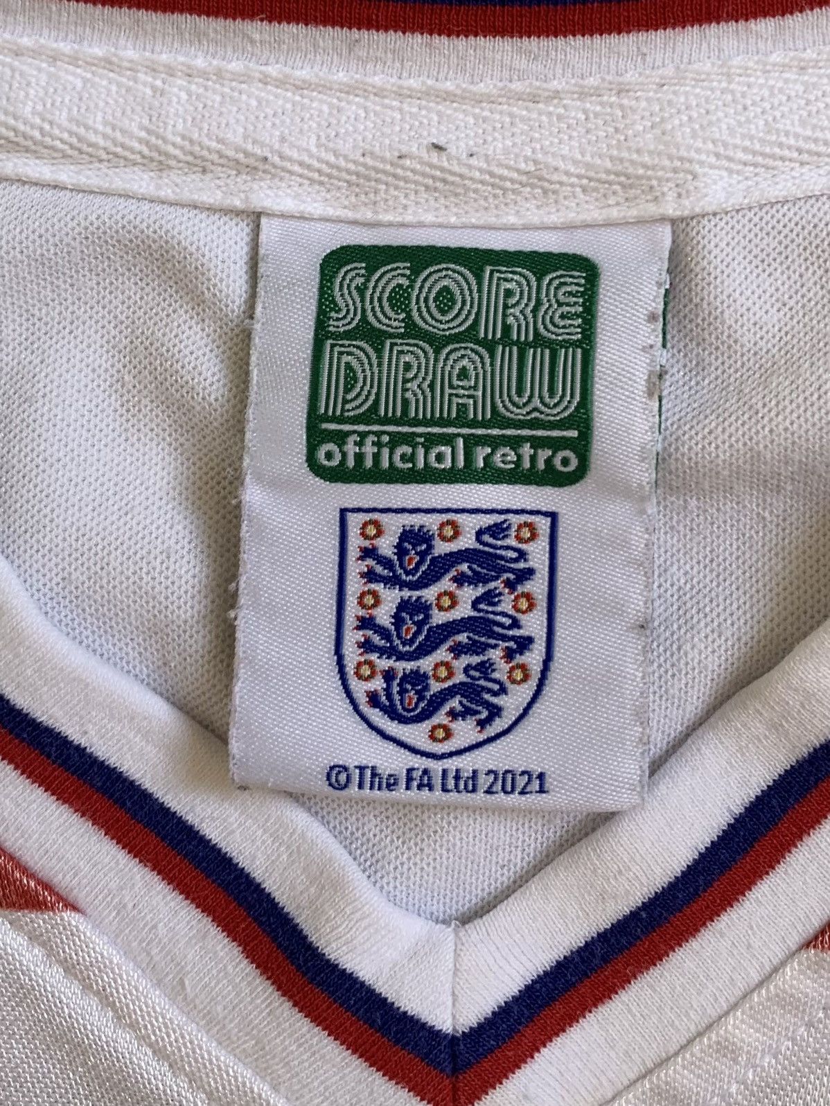 Nike Score Draw retro England soccer jersey T shirt Size US M / EU 48-50 / 2 - 7 Thumbnail