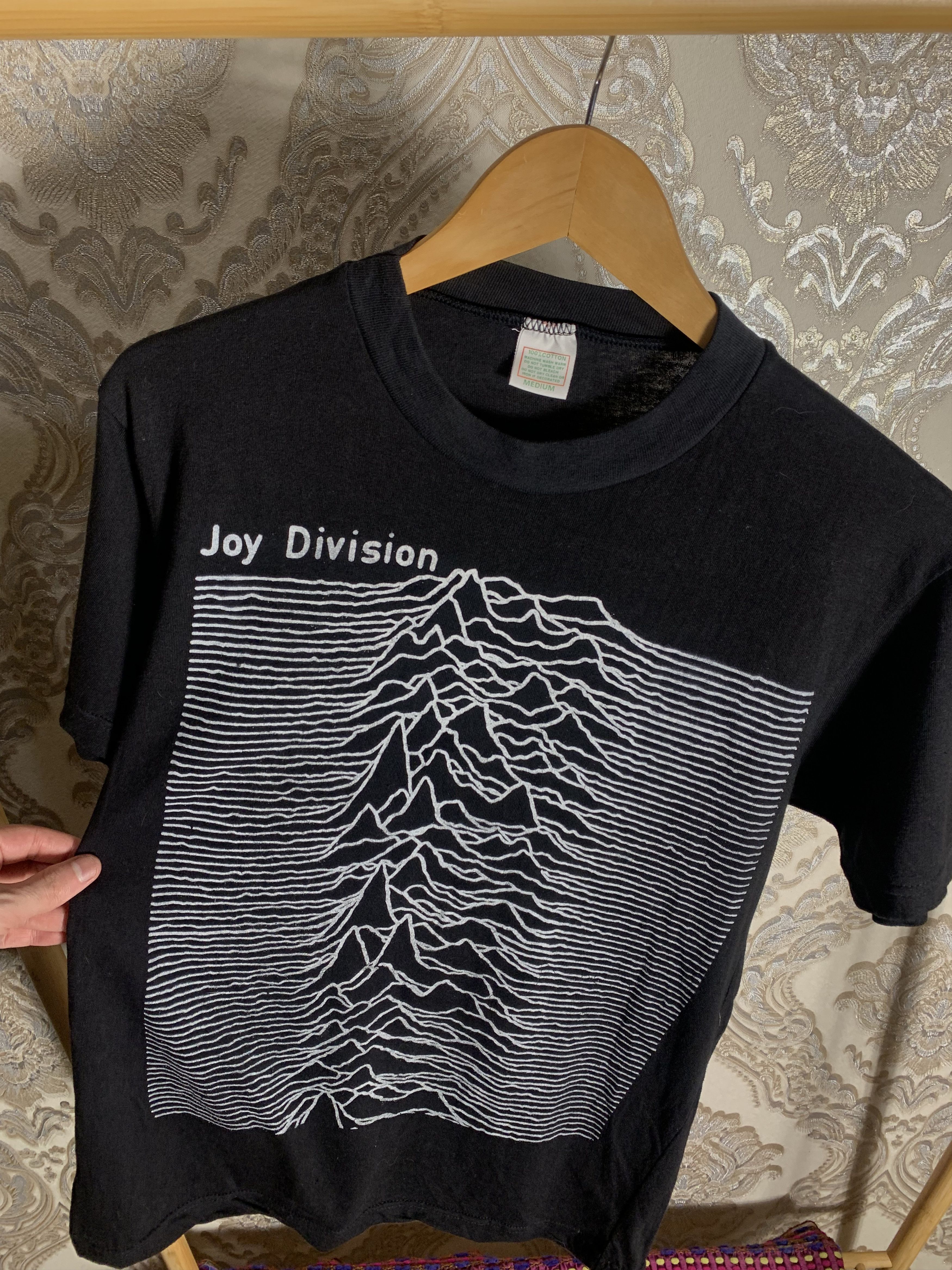 Band Tees VINTAGE JOY DIVISION WORLD TOUR RETRO ROCK T-SHIRT METAL 90s Size US M / EU 48-50 / 2 - 2 Thumbnail