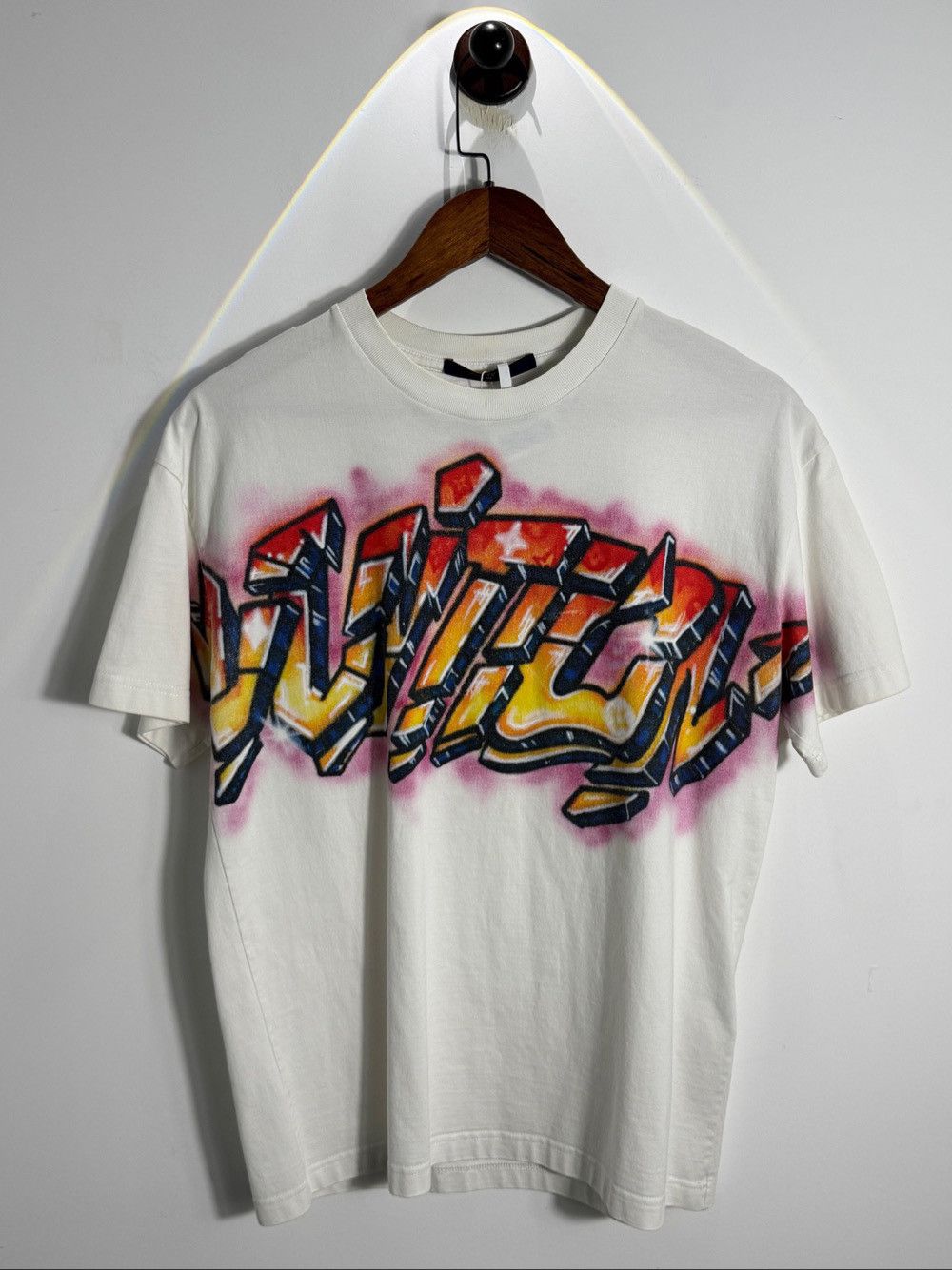 Louis Vuitton Louis Vuitton Graffiti Logo T-Shirt Size XS Size US XS / EU 42 / 0 - 1 Thumbnail