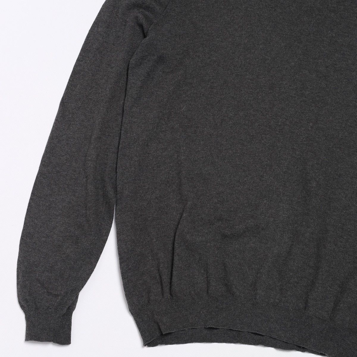 Prada Prada Red Tab V neck Sweater Cashmere Size US L / EU 52-54 / 3 - 8 Thumbnail