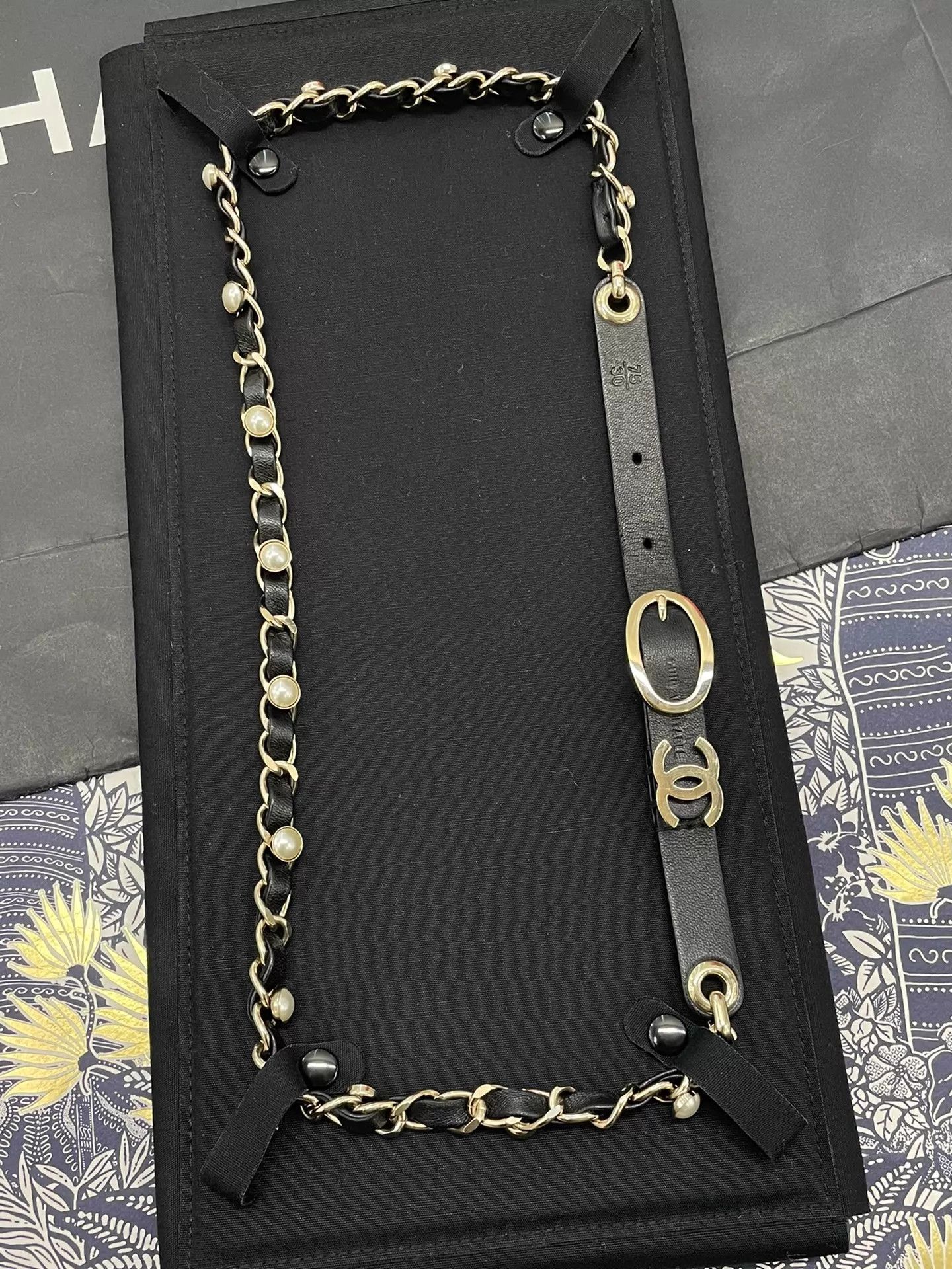 Chanel Chanel Black & Gold Pearl Leather Chain Belt Unisex 75 Size ONE SIZE - 1 Thumbnail