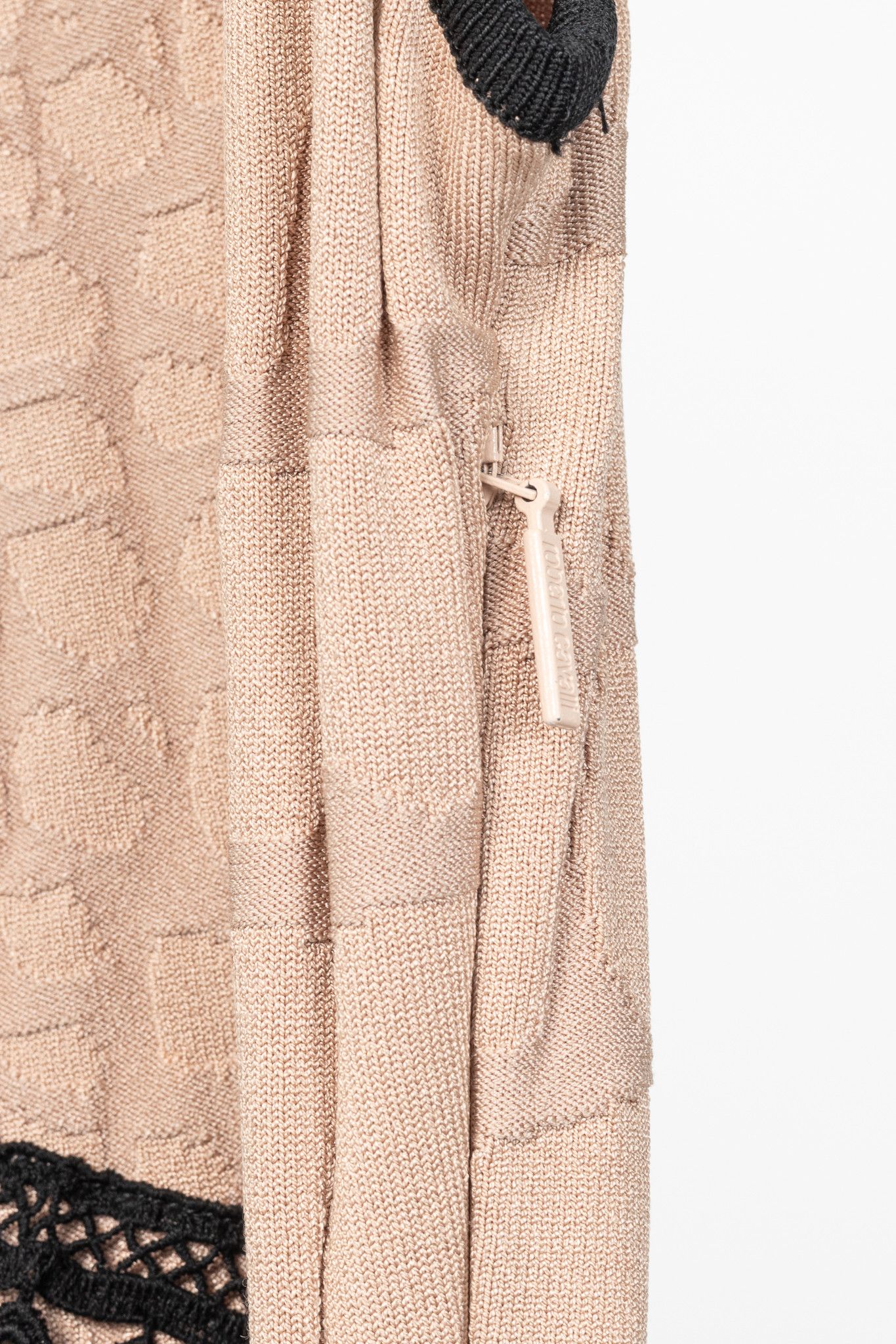 Roberto Cavalli Roberto Cavalli Nude Snakeskin-Jacquard Knit Lace-Trim Dress Size XL / US 12-14 / IT 48-50 - 8 Thumbnail