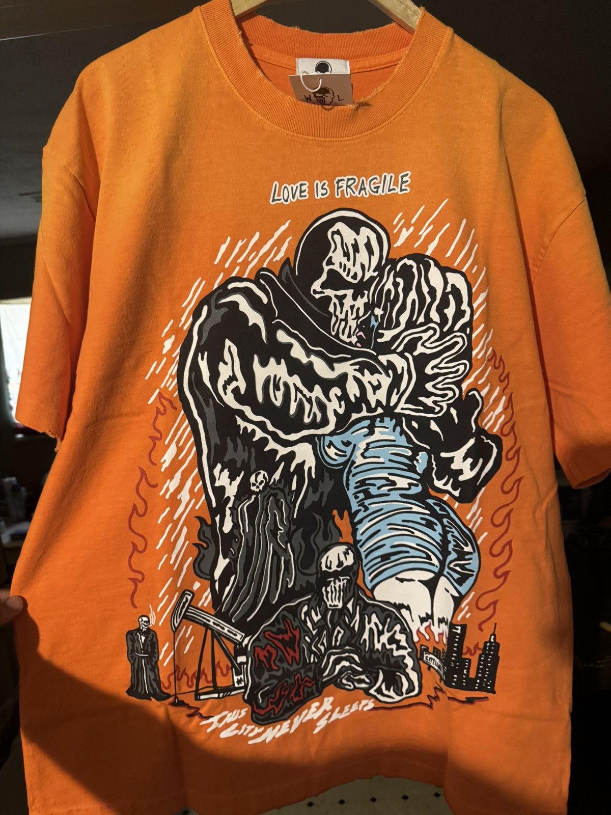 Warren Lotas Warren Lotas Love is Fragile T-shirt Size US XL / EU 56 / 4 - 1 Thumbnail