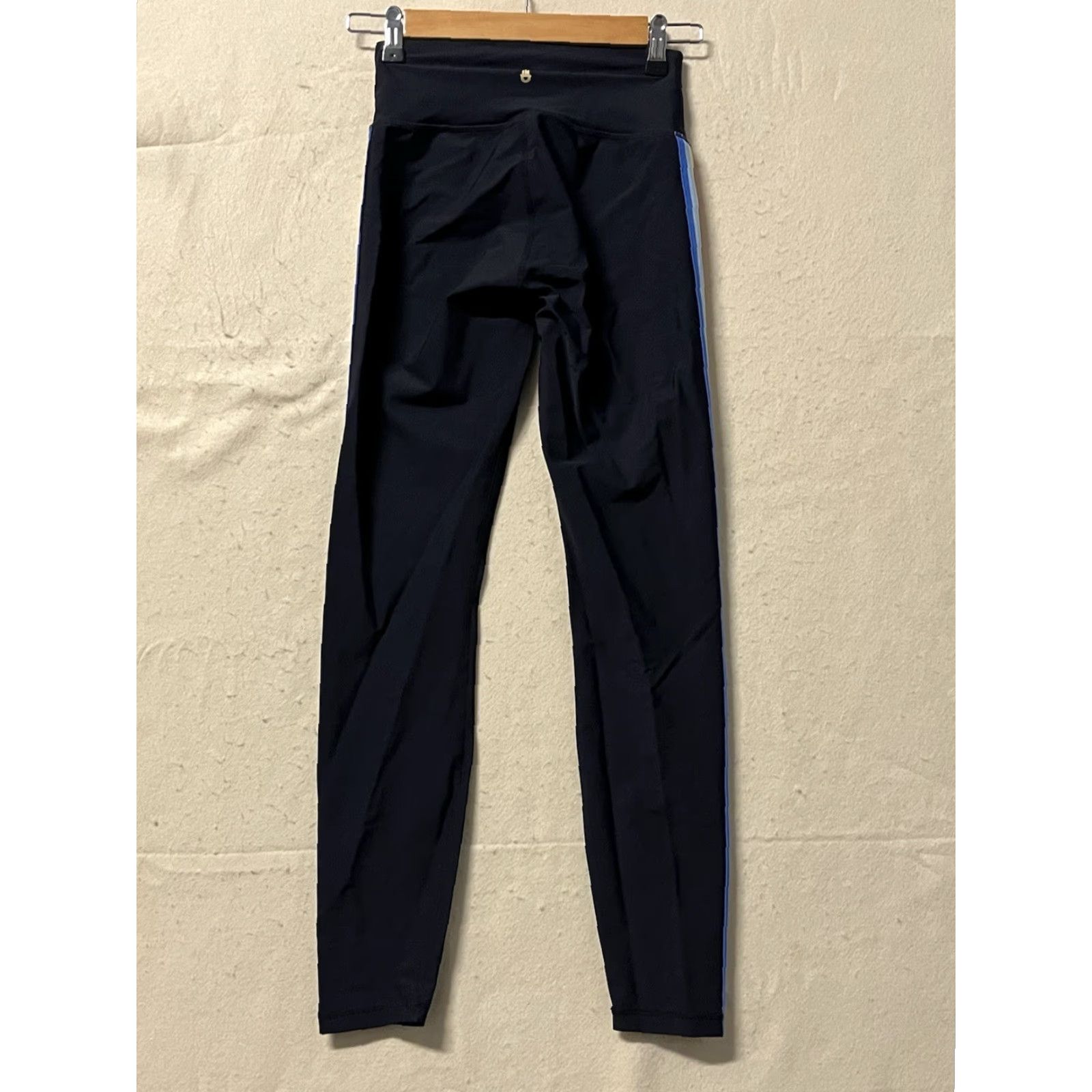 Spiritual Gangster Spiritual Gangster Leggings Side Striped Black Size S Women Size 28" / US 6 / IT 42 - 2 Thumbnail