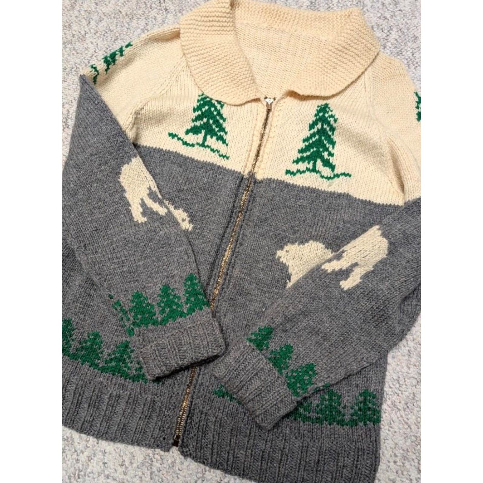 Vintage VINTAGE Cowichan Sweater POLAR BEAR cardigan S wool HANDMADE jacket Knit Style Handknit Full Zip Mens XS? Size US S / EU 44-46 / 1 - 3 Thumbnail