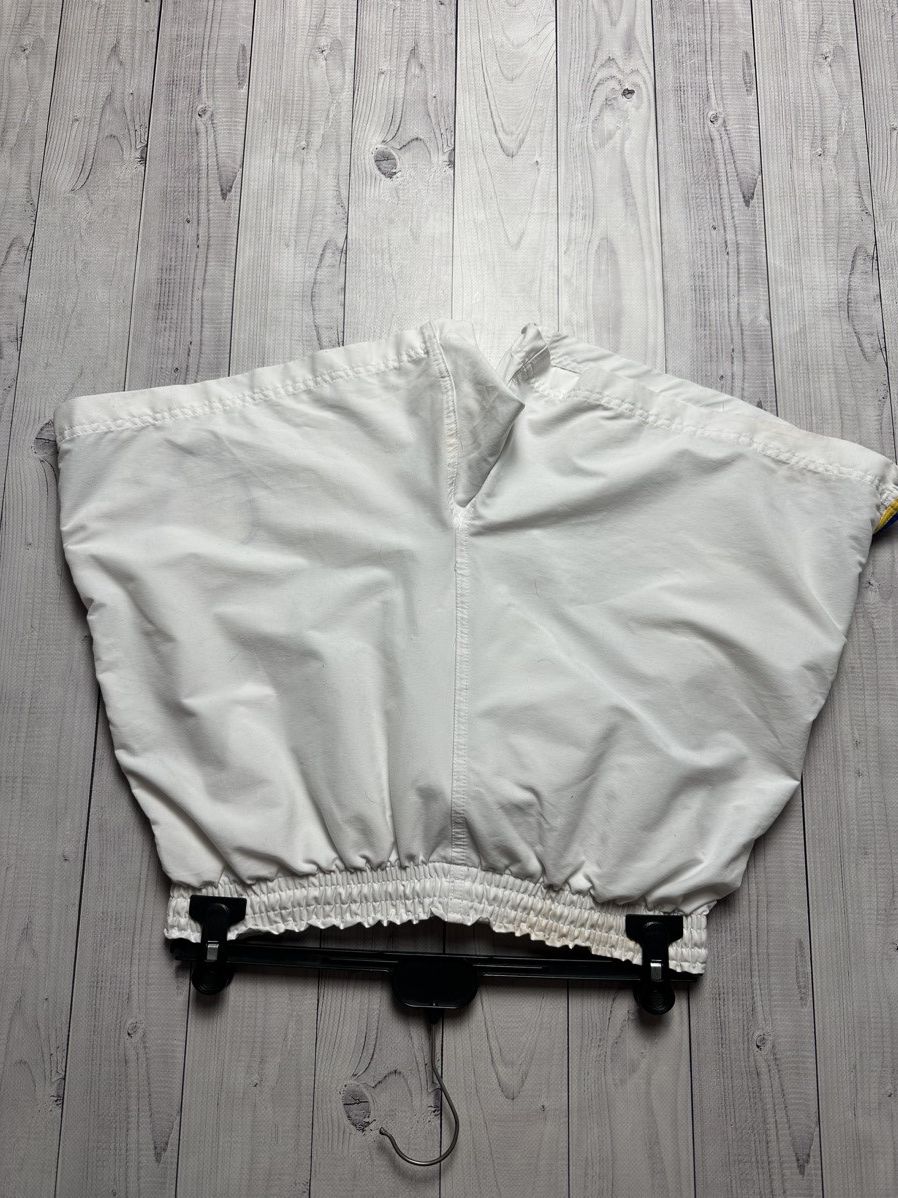 Vintage Vintage nike Leeds soccer shorts size M logo Size US 32 / EU 48 - 6 Thumbnail