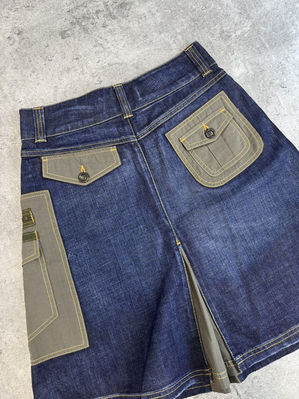 Moschino Moschino Jeans Cargo Utility Skirt Military Patchwork Denim Size 28" / US 6 / IT 42 - 10 Thumbnail