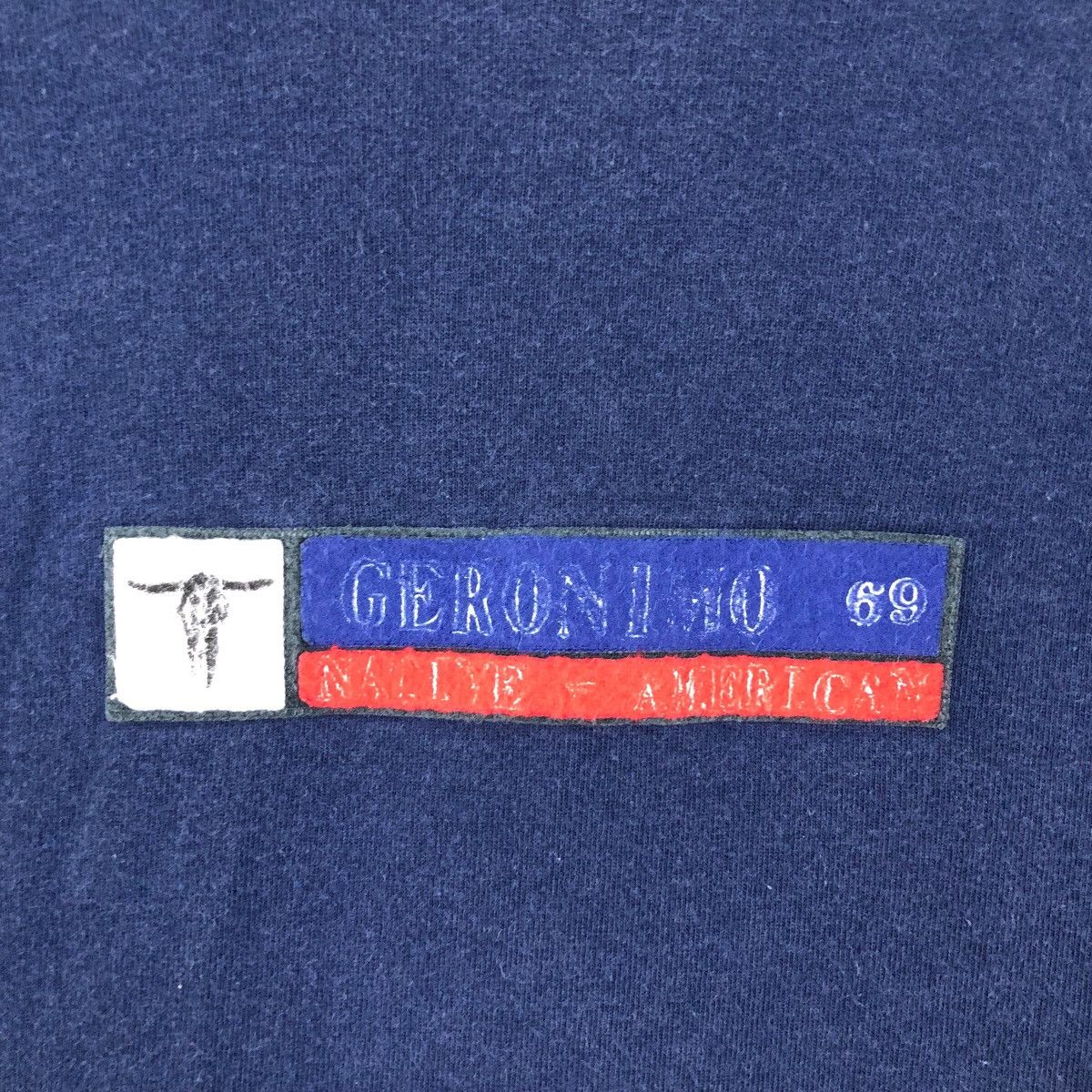 Vintage Rare! Vintage 90s GERONIMO Native American T-Shirt Size US M / EU 48-50 / 2 - 3 Thumbnail