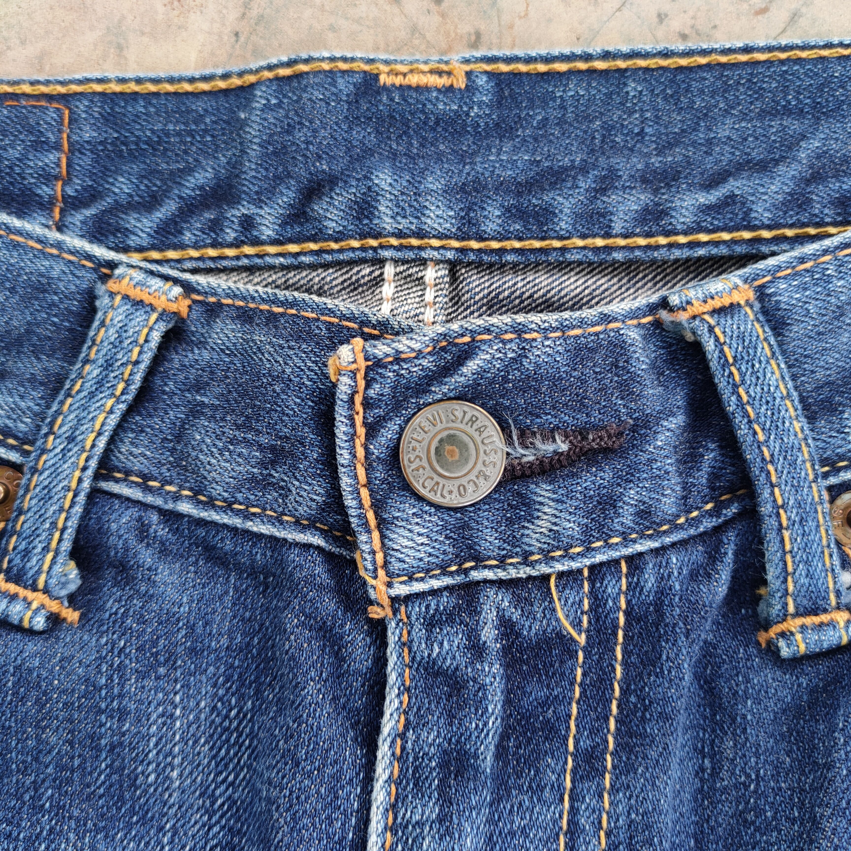 Jean × Levi's VINTAGE LEVI'S 702 RIPPED JEANS DENIM PANTS Size US 30 / EU 46 - 7 Thumbnail