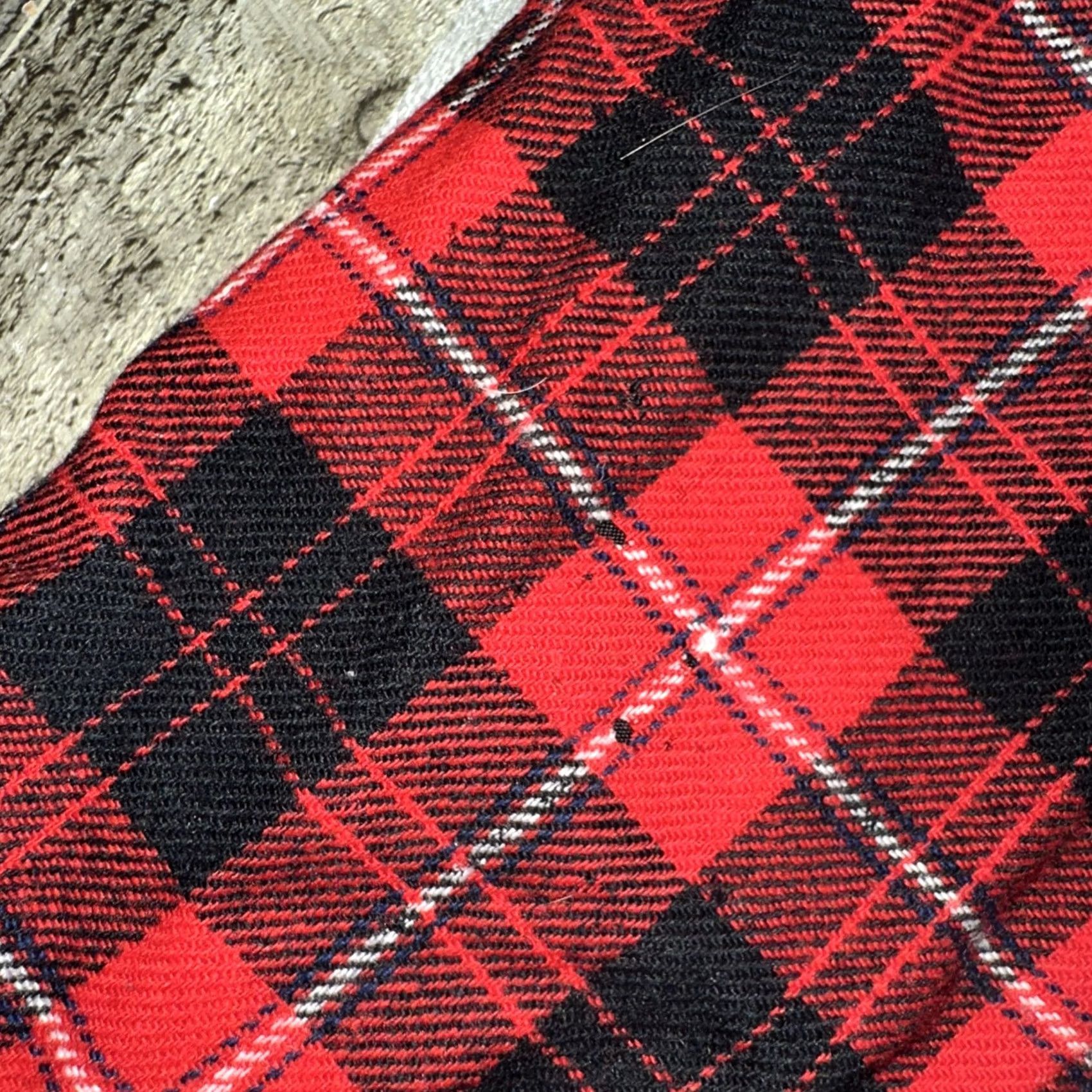 Pendleton VINTAGE Pendleton Blazer Wool 100% Tweed Red Plaid Gold Buttons Size 12 Womens Jacket Size XL / US 12-14 / IT 48-50 - 4 Thumbnail