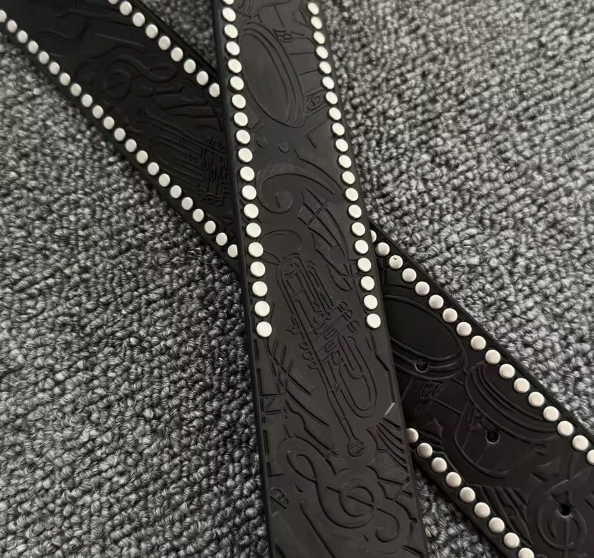 Japanese Brand Electric Guitar Shaped Metal PU Leather Belt Size ONE SIZE - 3 Thumbnail