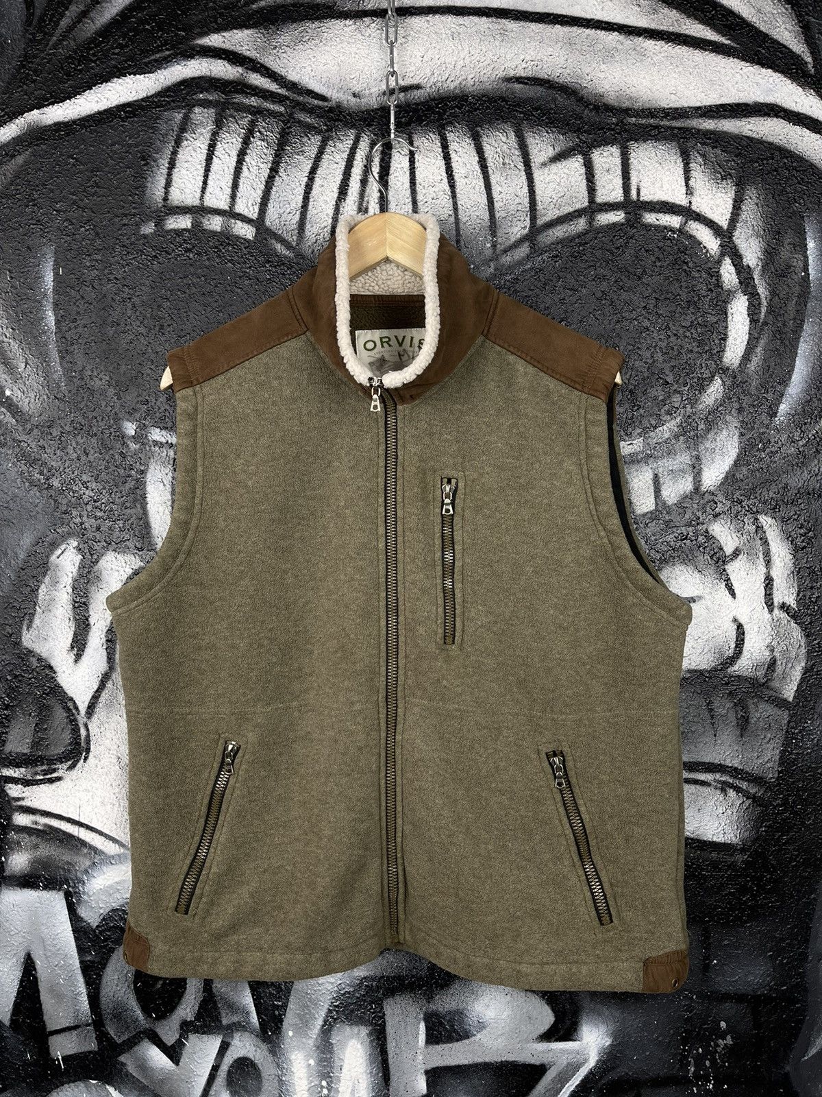 Orvis × Vintage Orvis Fleece Zip Vest Sherpa Leather Shoulder Men’s Size M Size US M / EU 48-50 / 2 - 2 Thumbnail