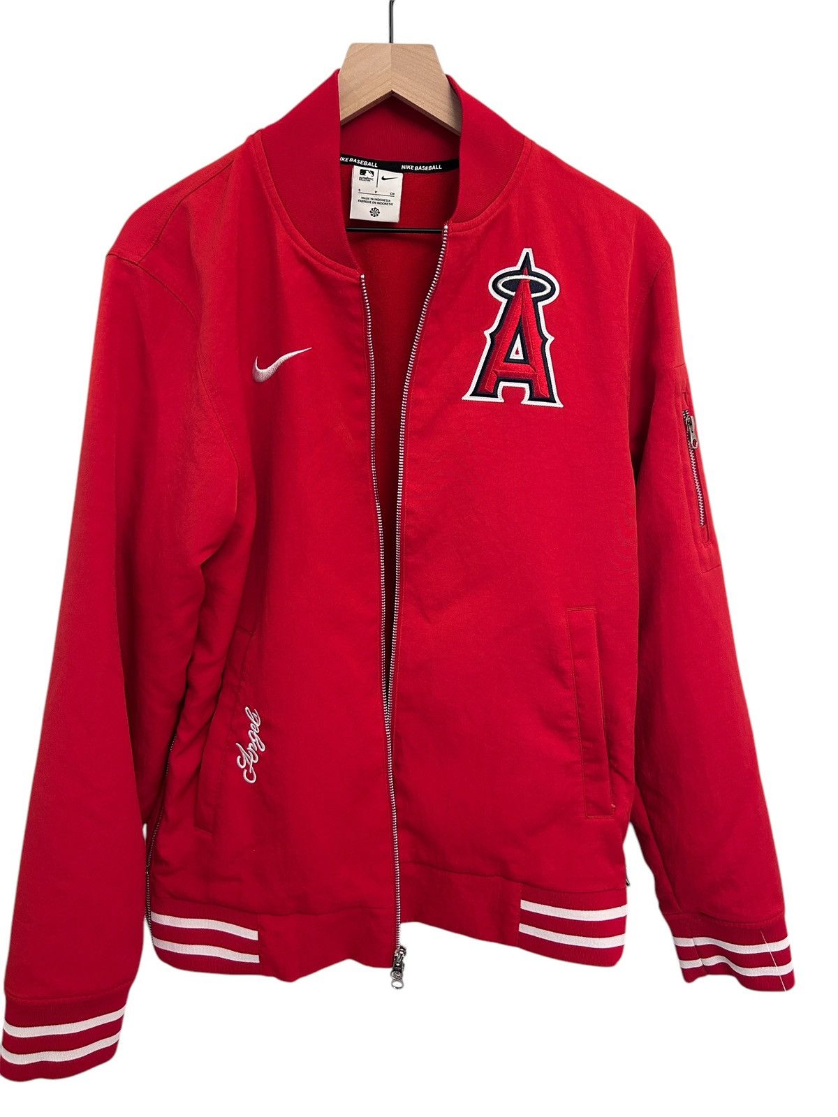 Nike Nike Angeles Red Jacket size Small Jordans Size US S / EU 44-46 / 1 - 2 Thumbnail